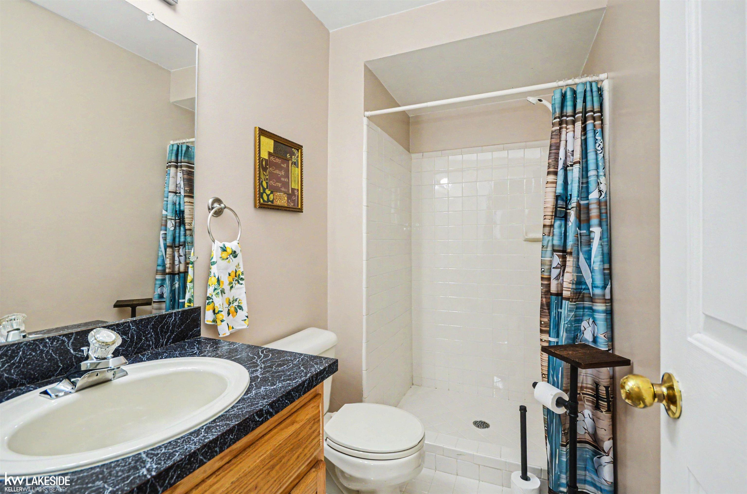 51434 Blue Spruce Drive, MI 48042 — Photo 20