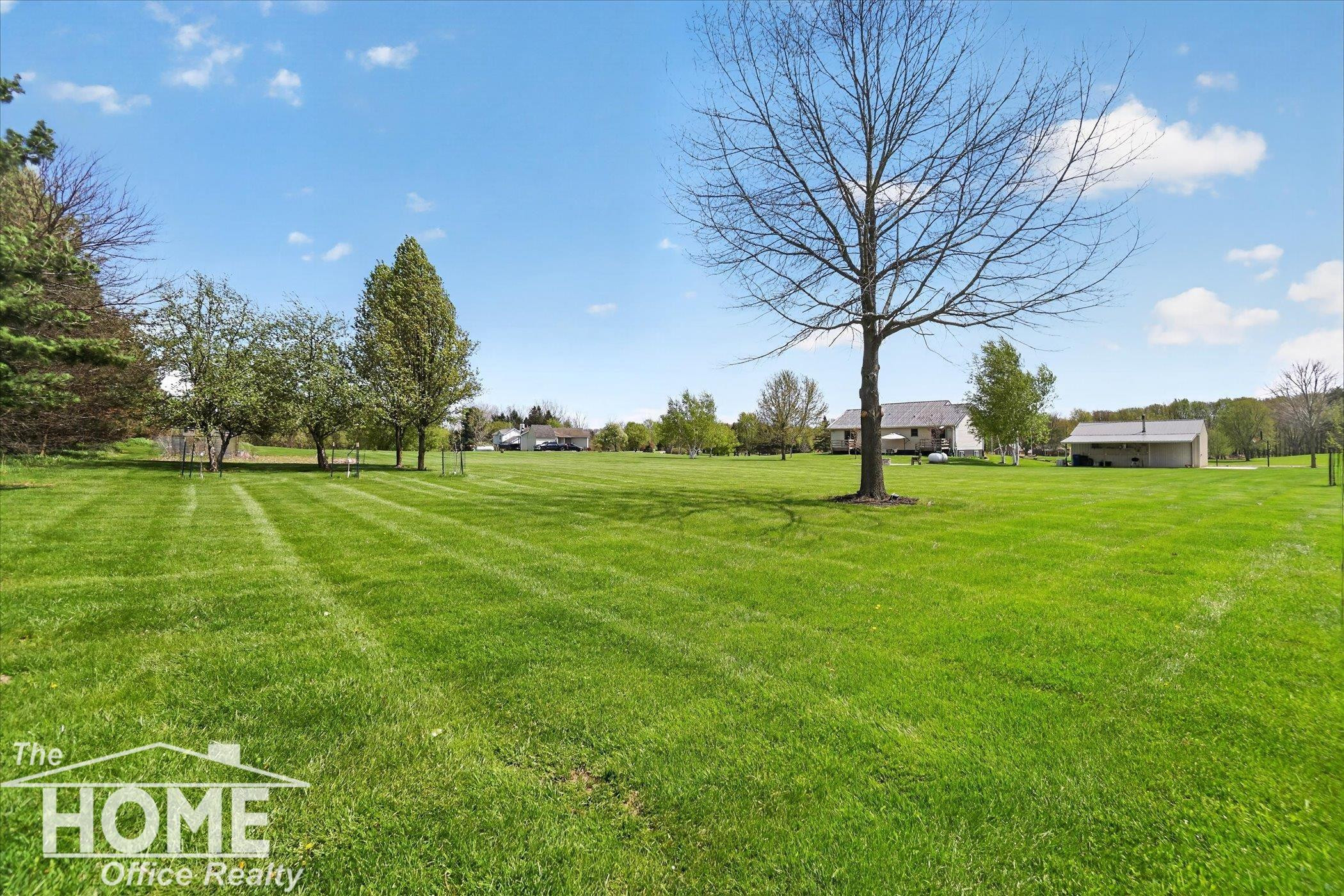 9351 Michelle Drive, Durand, MI 48429 — Photo 5