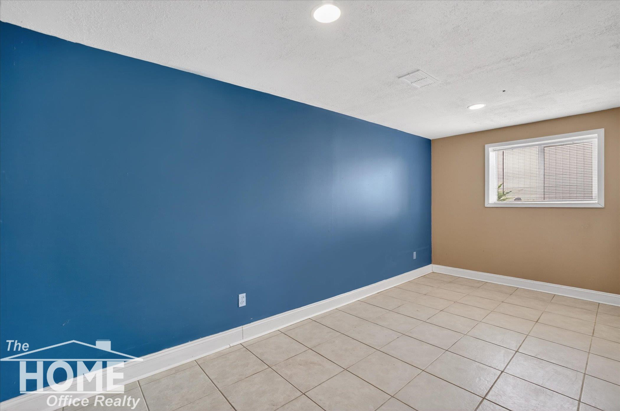 9351 Michelle Drive, Durand, MI 48429 — Photo 34