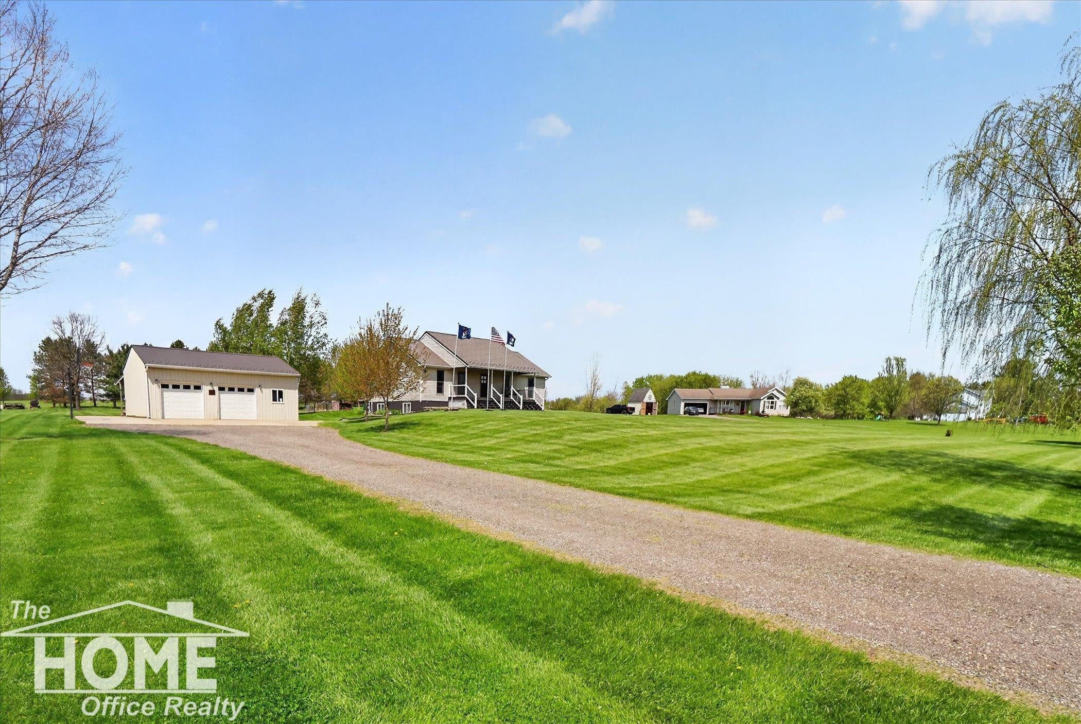 9351 Michelle Drive, Durand, MI 48429 — Photo 43