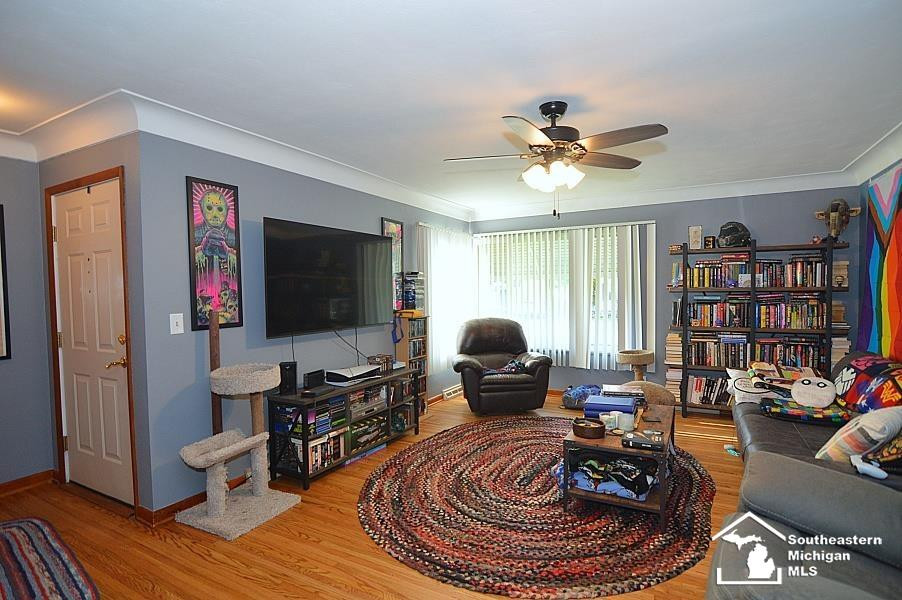 1112 S Park Drive, Temperance, MI 48182 — Photo 2