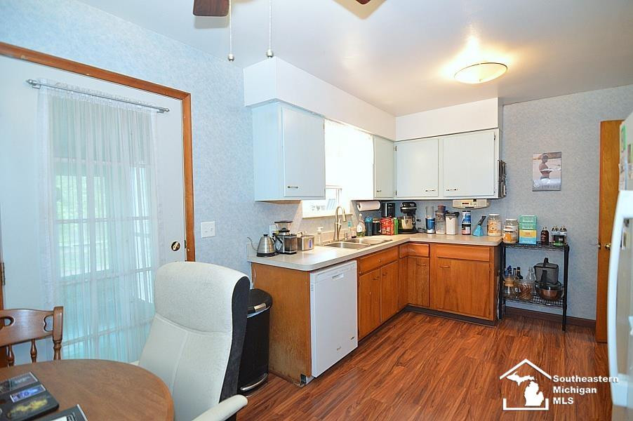 1112 S Park Drive, Temperance, MI 48182 — Photo 6
