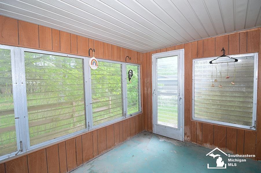 1112 S Park Drive, Temperance, MI 48182 — Photo 13