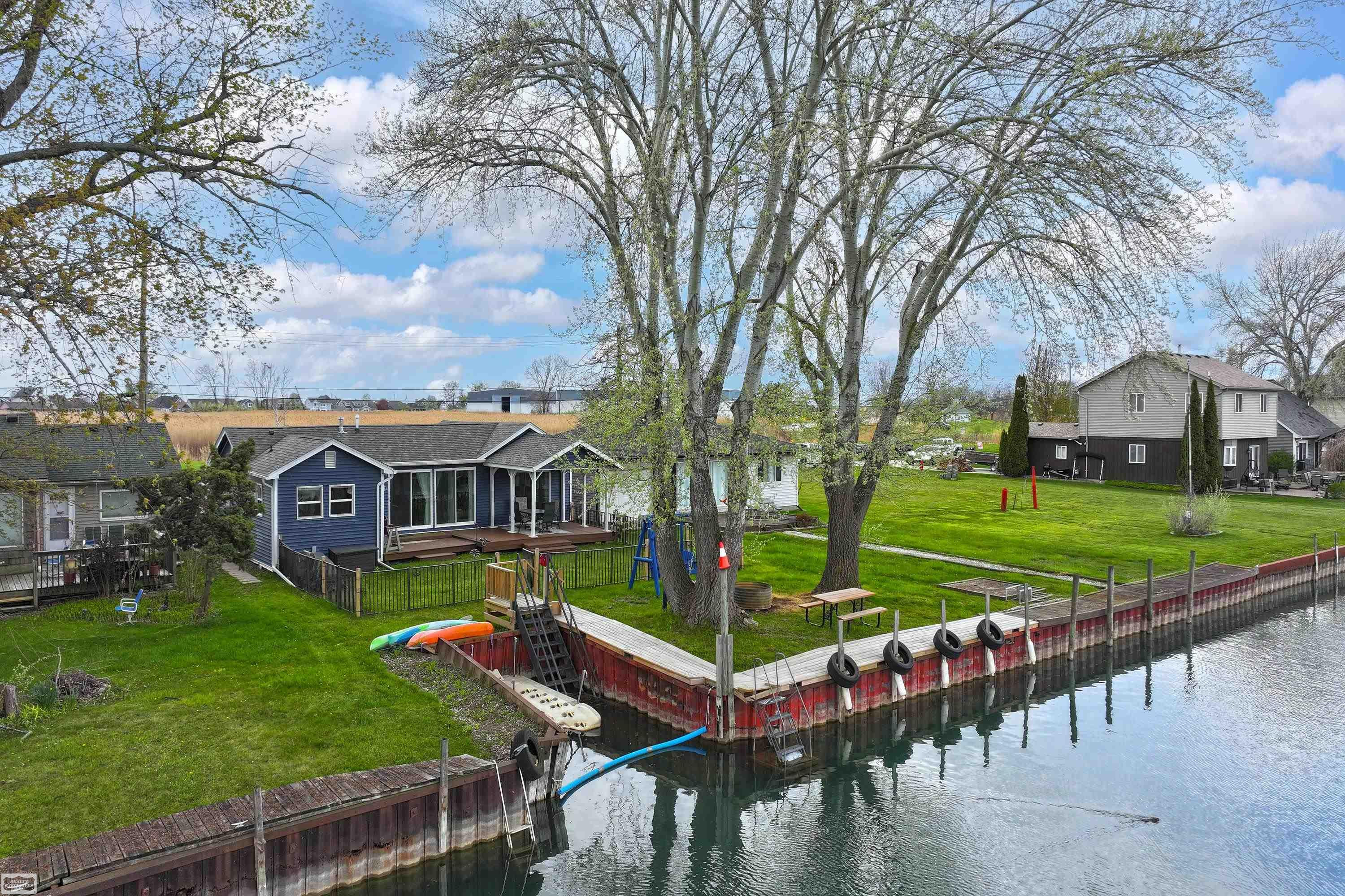 6334 Marina Drive, Algonac, MI 48001 — Photo 47