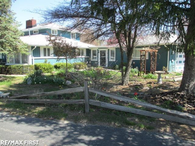 6004 Lakeshore Road, MI 48059 — Photo 2