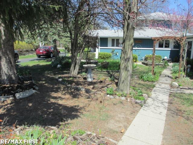 6004 Lakeshore Road, MI 48059 — Photo 3
