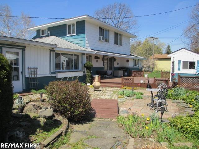 6004 Lakeshore Road, MI 48059 — Photo 11