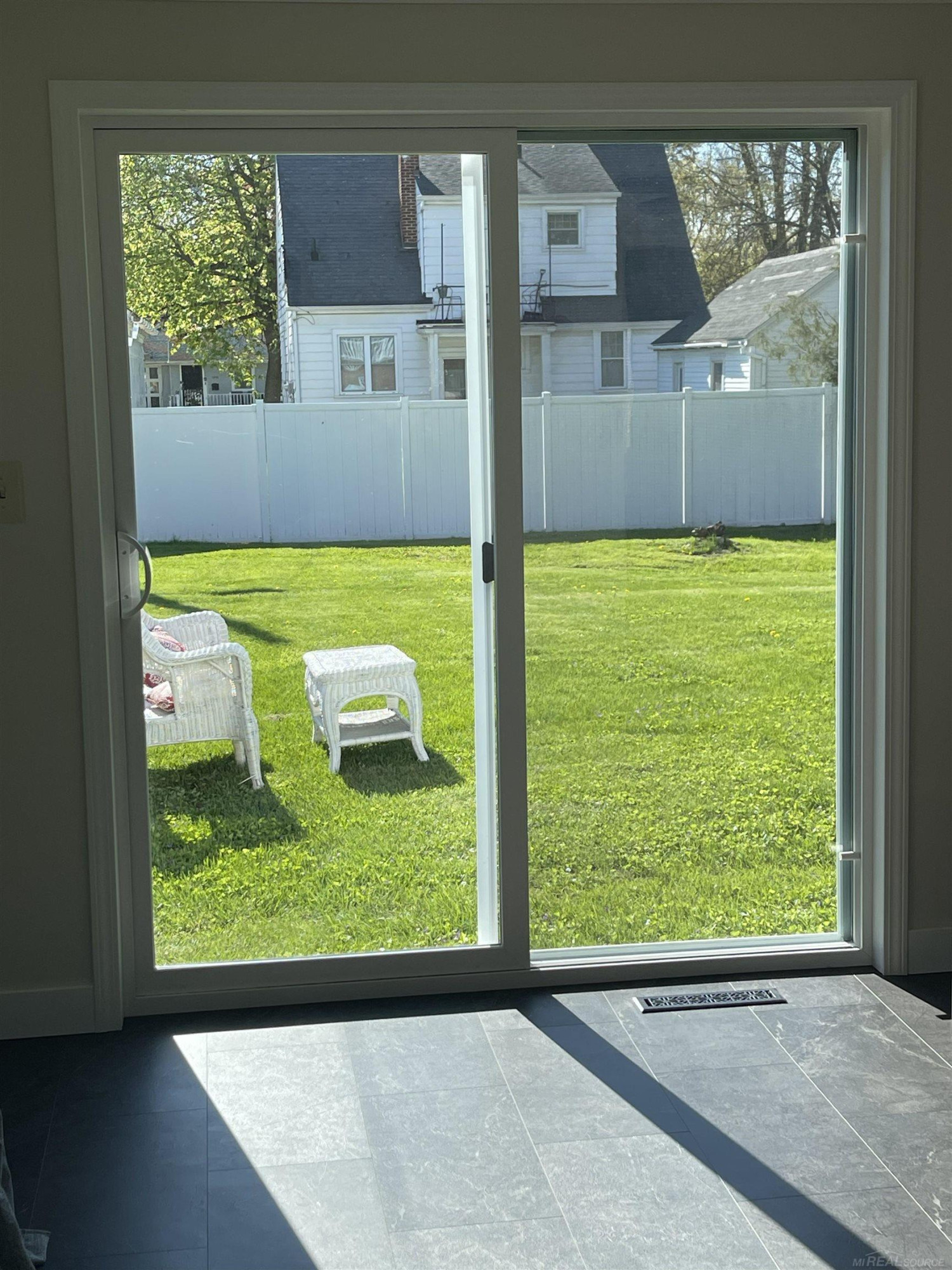 1925 Handley Street, Saginaw, MI 48602 — Photo 10