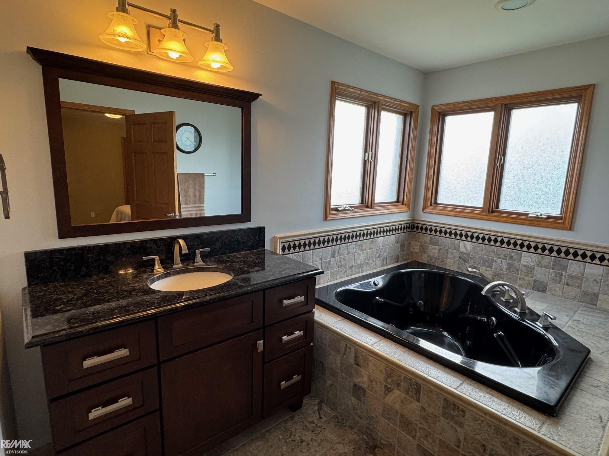 9817 Oatman Road, MI 48006 — Photo 16