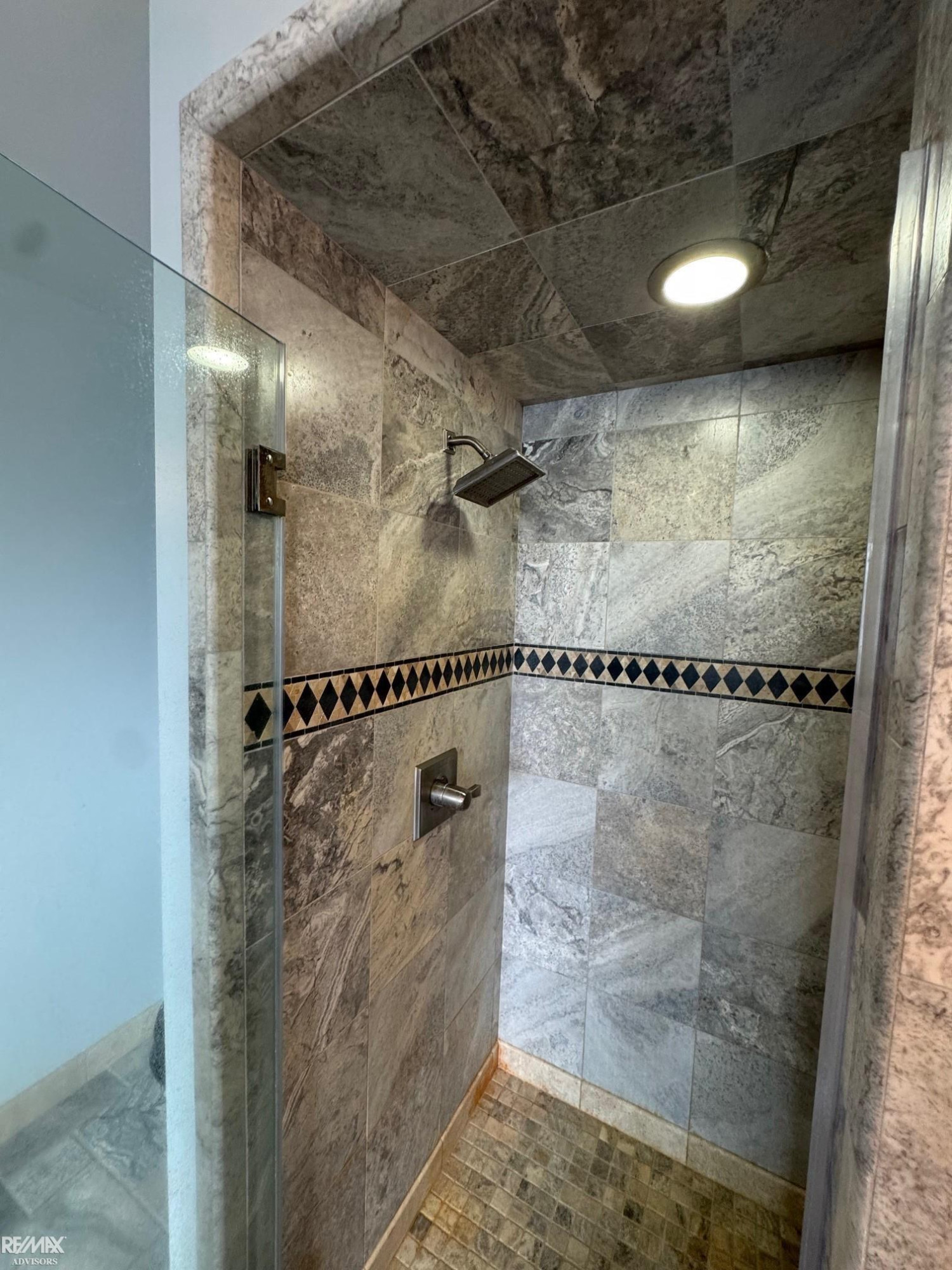 9817 Oatman Road, MI 48006 — Photo 17