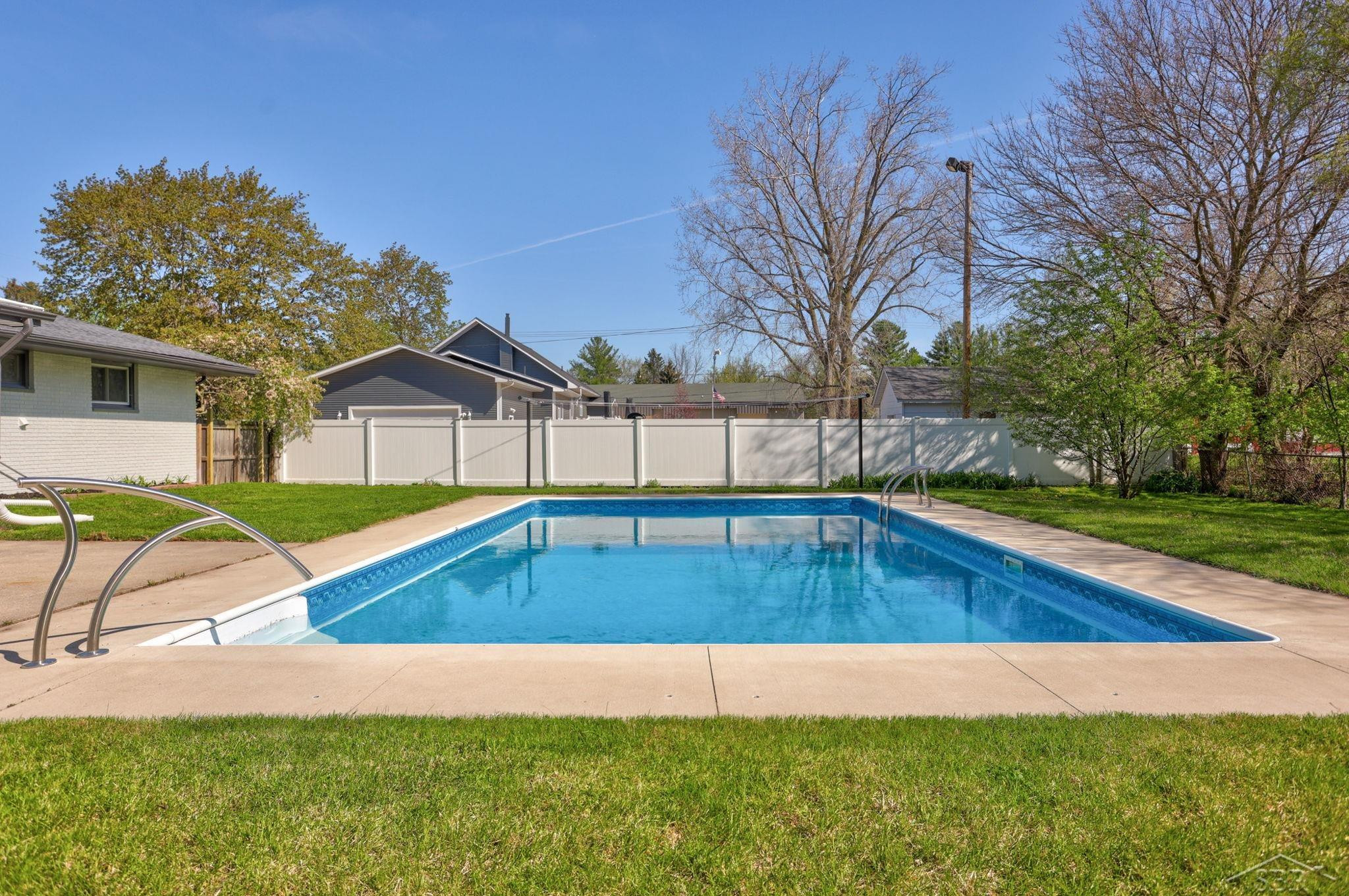 3950 N Thomas Road, Freeland, MI 48623 — Photo 34