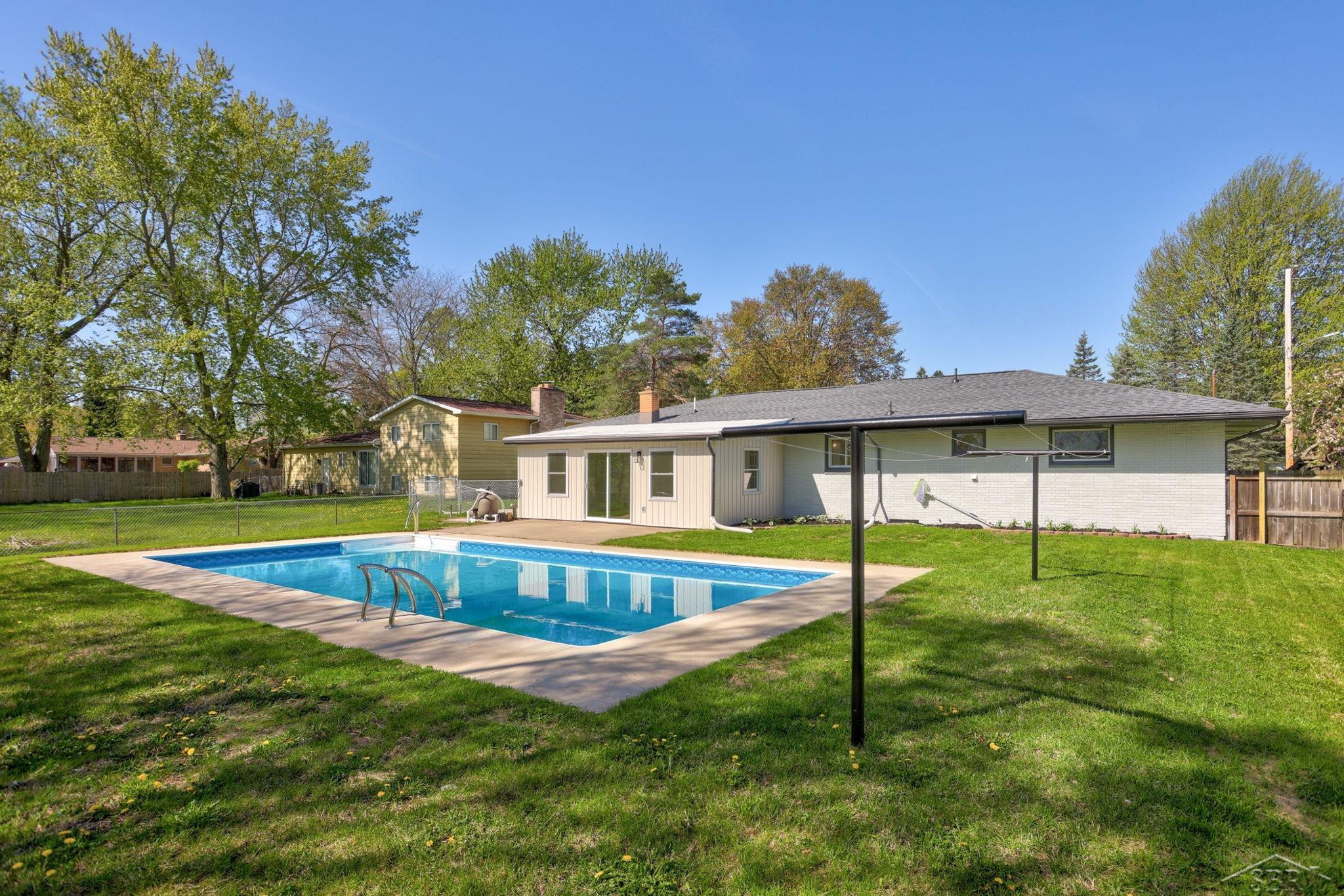 3950 N Thomas Road, Freeland, MI 48623 — Photo 35