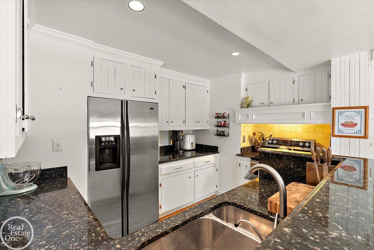 990 S Baldwin Road, Clarkston, MI 48348 — Photo 13