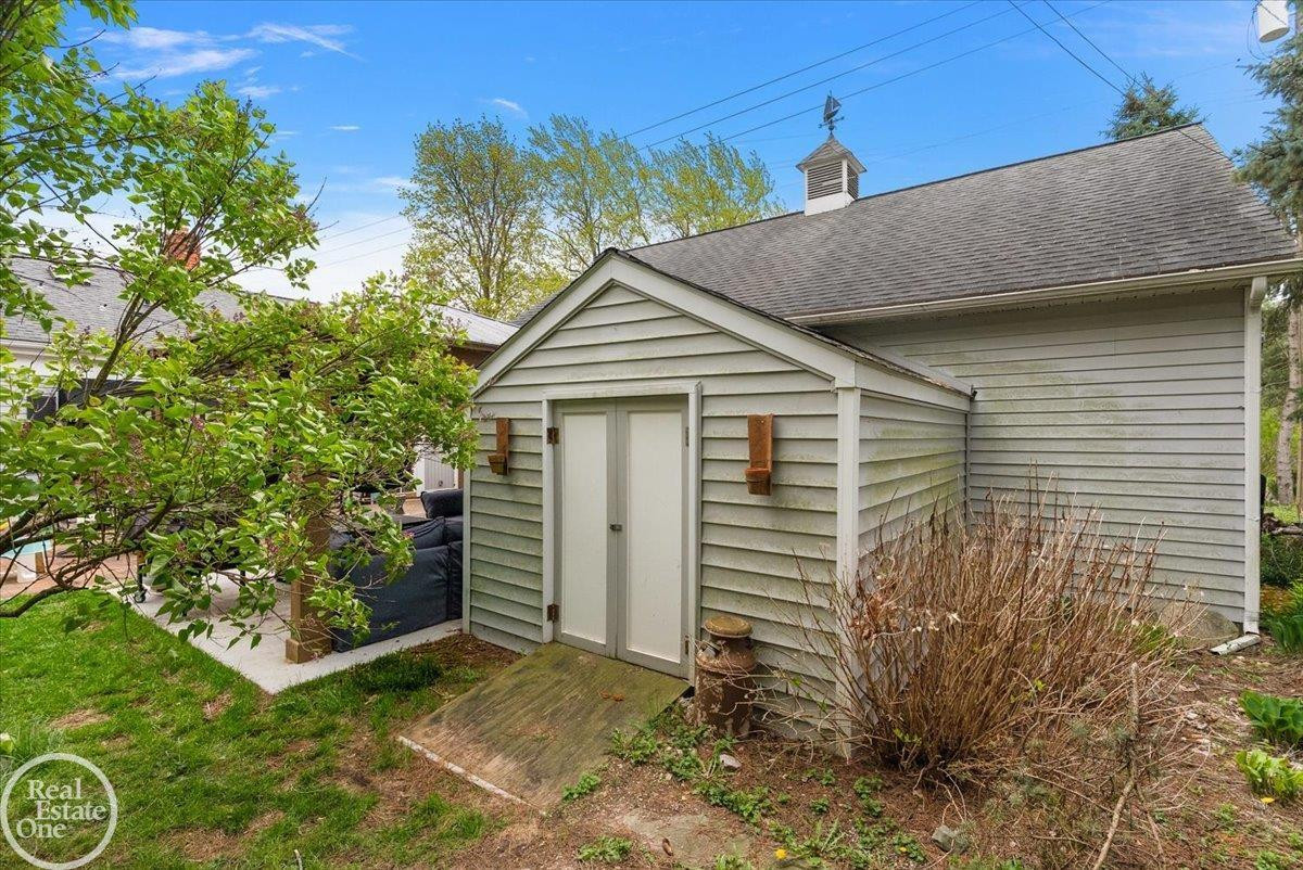 990 S Baldwin Road, Clarkston, MI 48348 — Photo 45