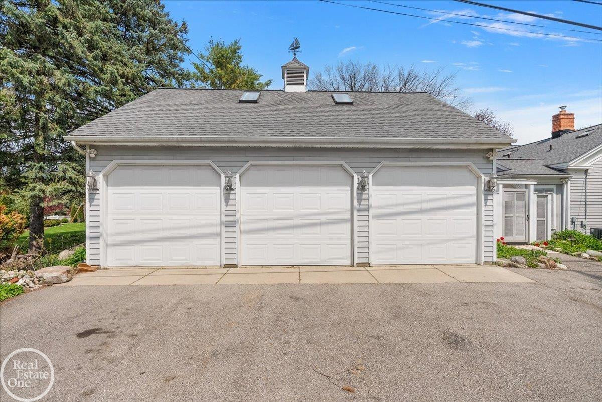 990 S Baldwin Road, Clarkston, MI 48348 — Photo 50