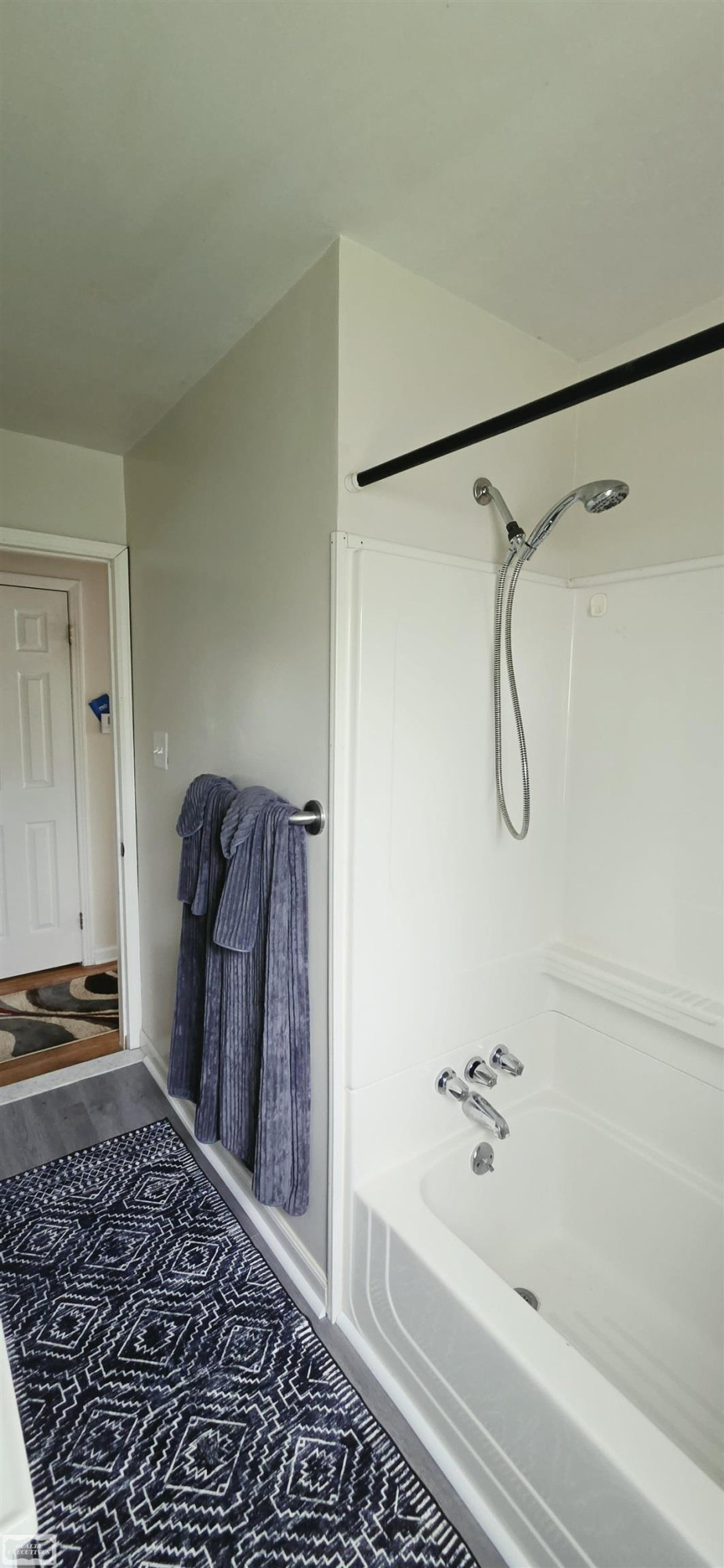 1589 Hampton Drive, Mount Clemens, MI 48043 — Photo 16