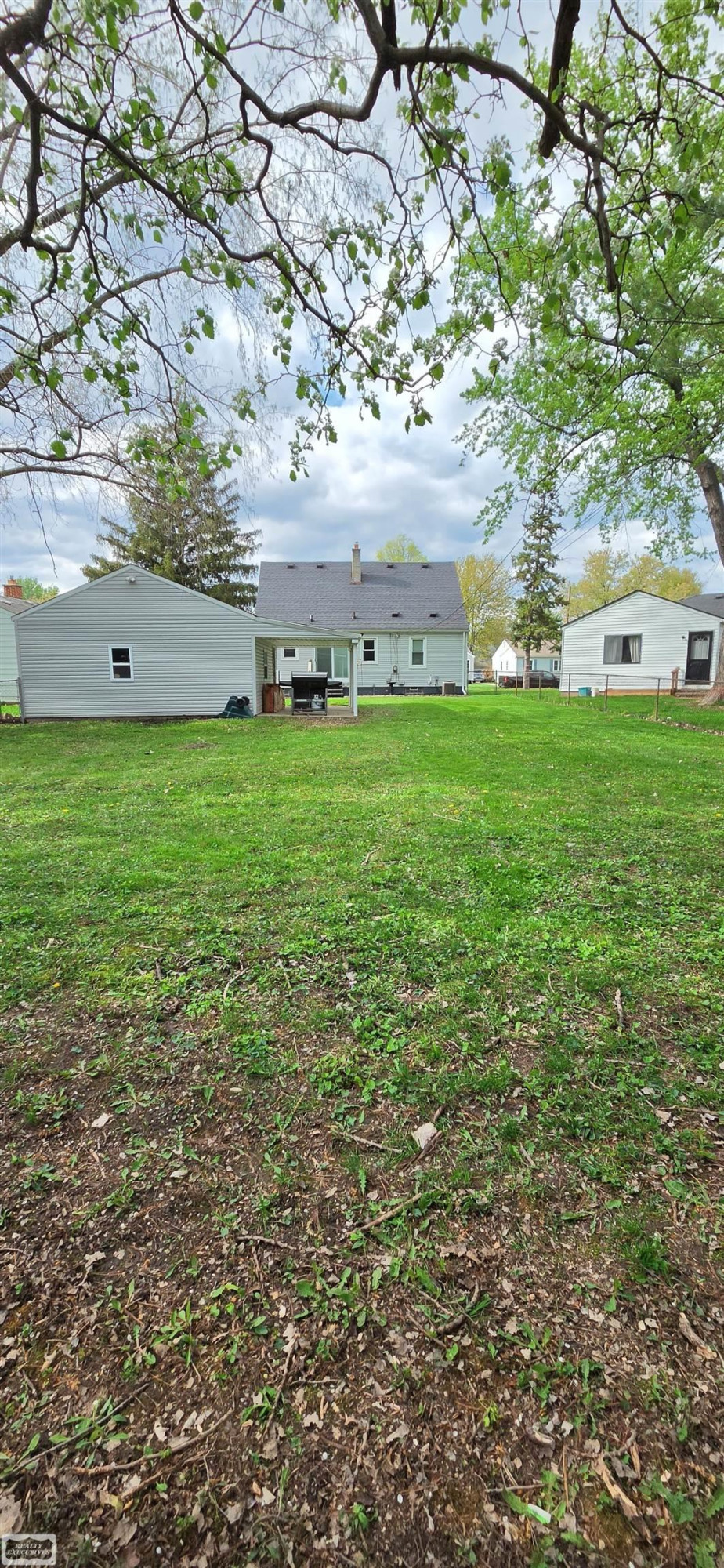1589 Hampton Drive, Mount Clemens, MI 48043 — Photo 29