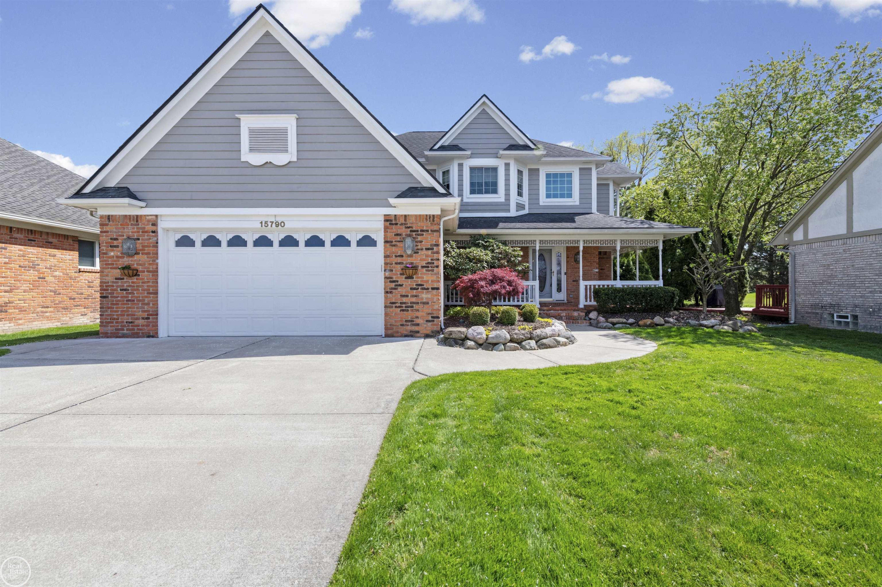 15790 Farmview Court, Fraser, MI 48026 — Photo 2