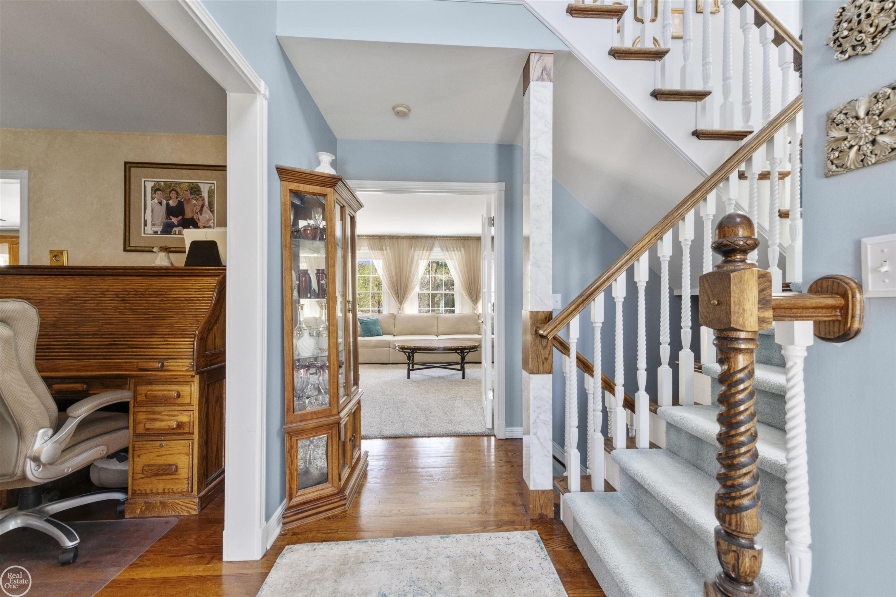 15790 Farmview Court, Fraser, MI 48026 — Photo 6