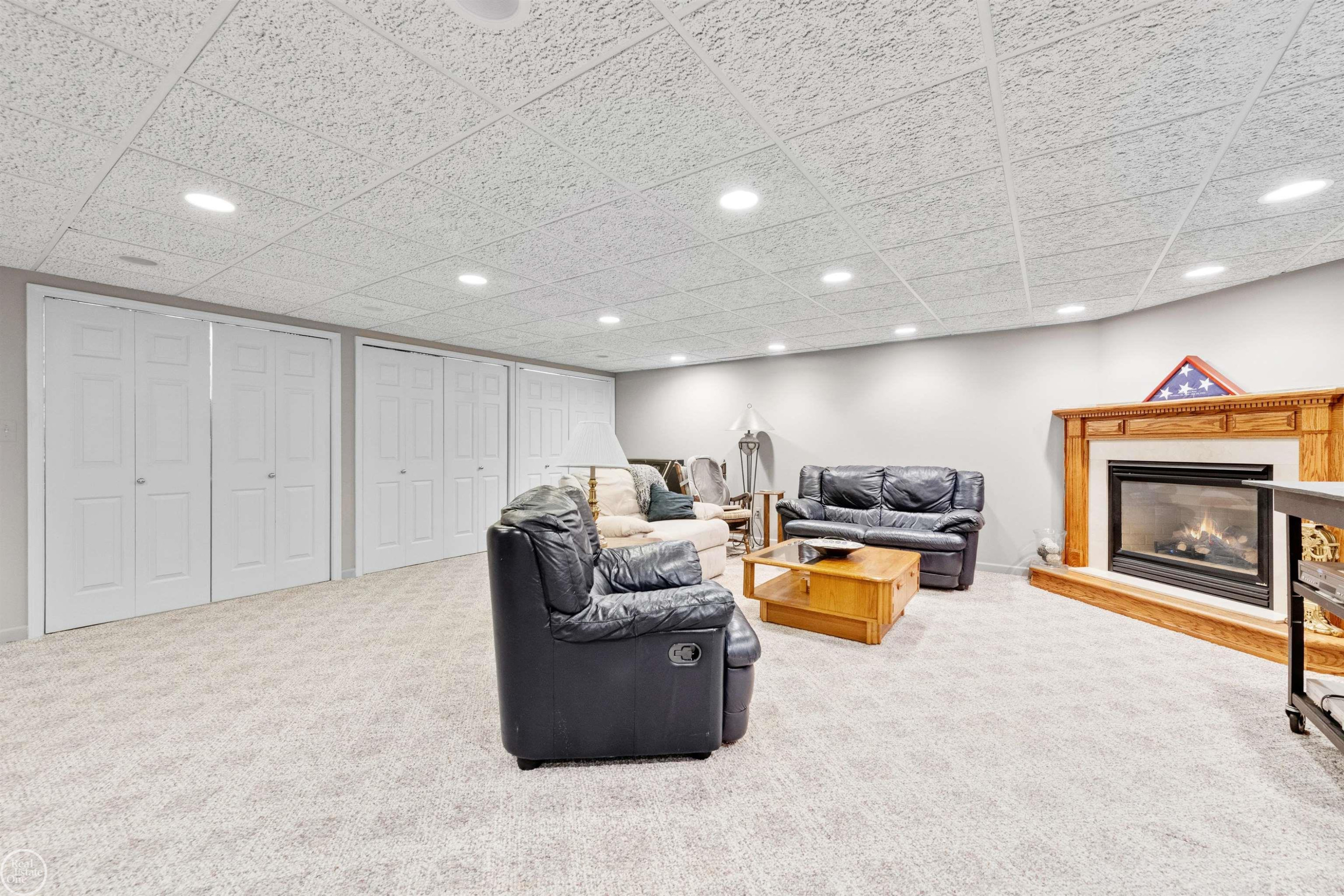 15790 Farmview Court, Fraser, MI 48026 — Photo 32