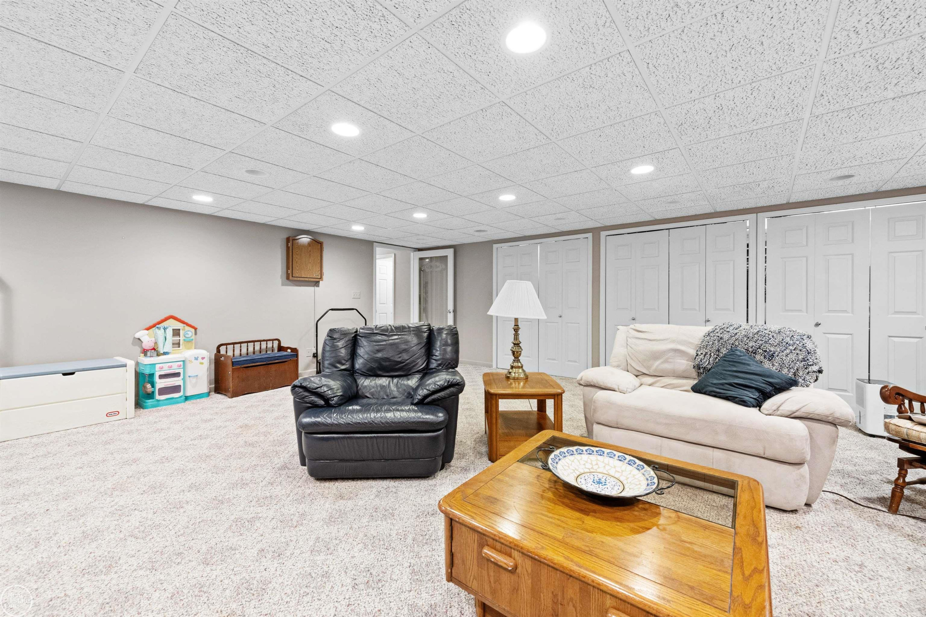 15790 Farmview Court, Fraser, MI 48026 — Photo 33
