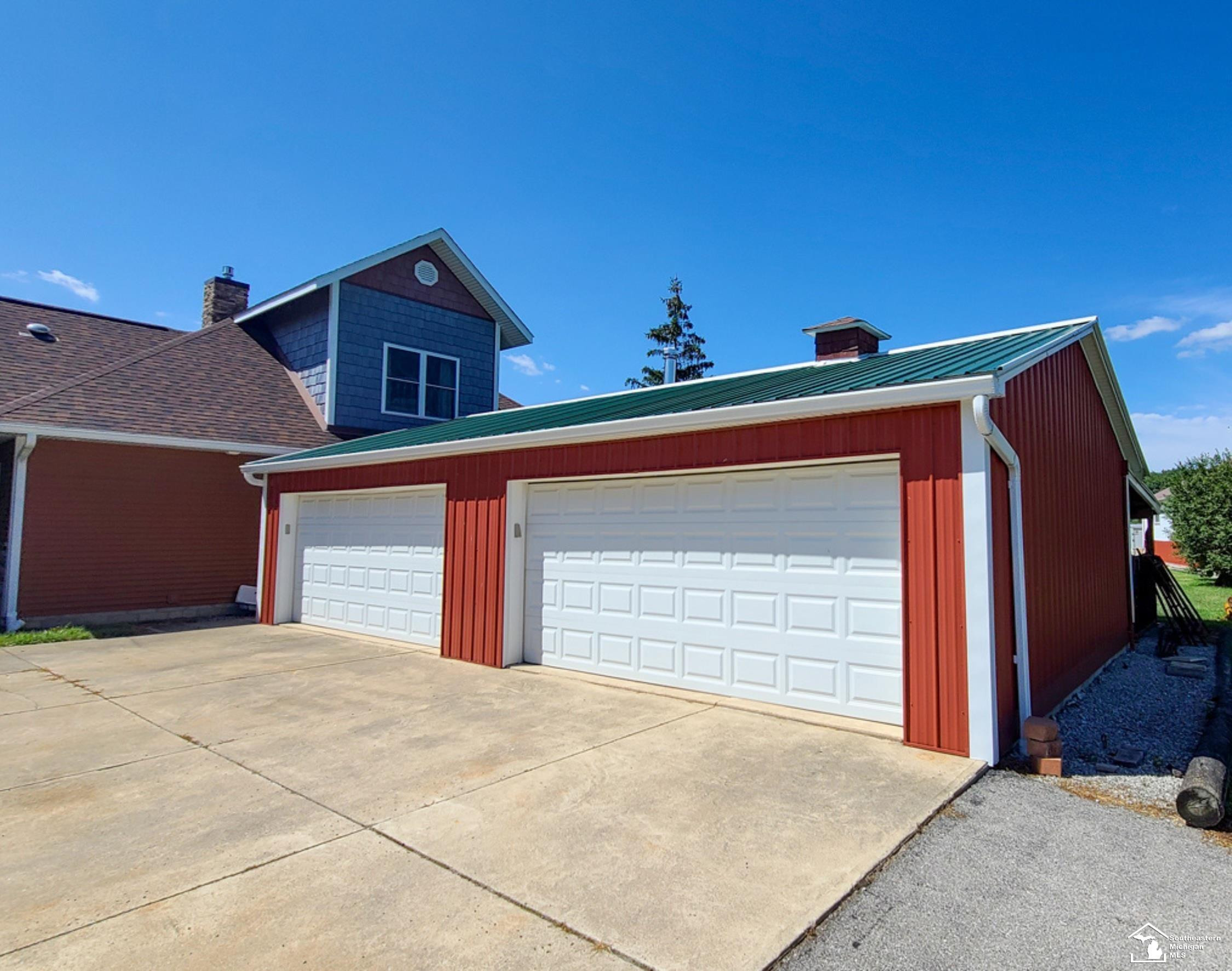 1827 Newport Road, Newport, MI 48166 — Photo 4