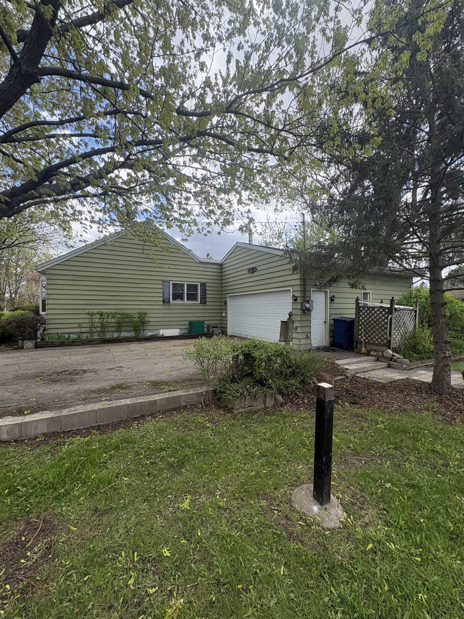 1891 W Moore Road, Bridgeport, MI 48601 — Photo 17