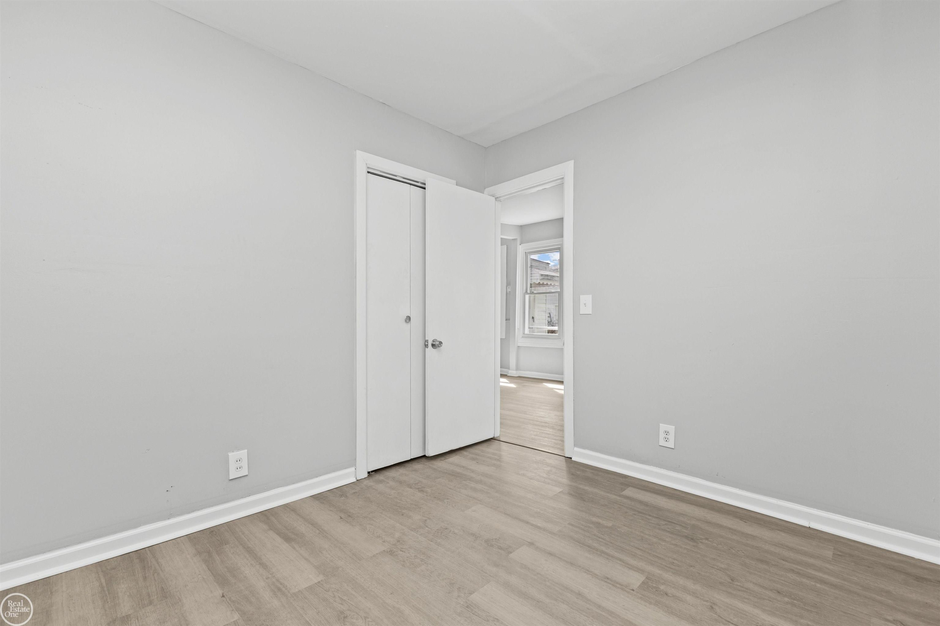 26500 Greenleaf Street, Roseville, MI 48066 — Photo 15