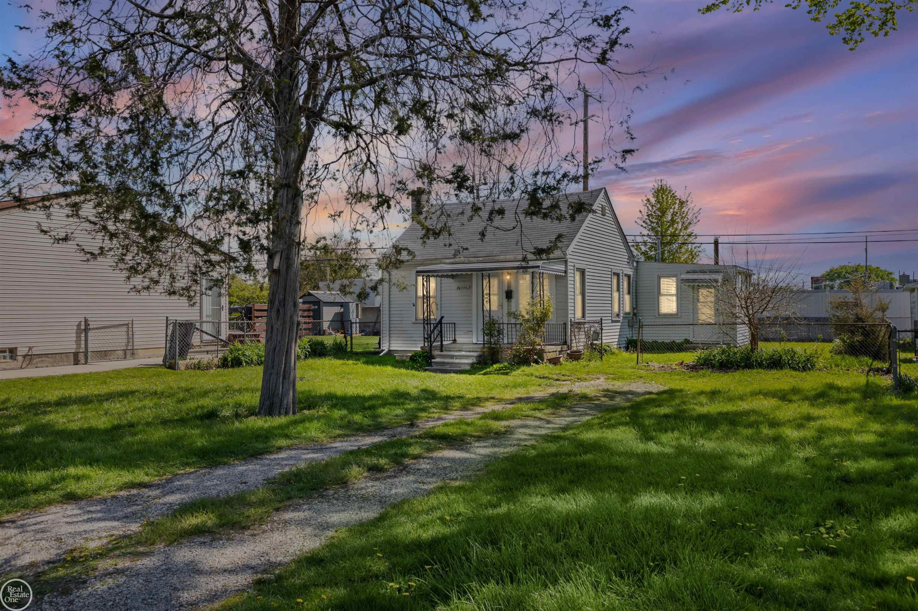 26500 Greenleaf Street, Roseville, MI 48066 — Photo 3