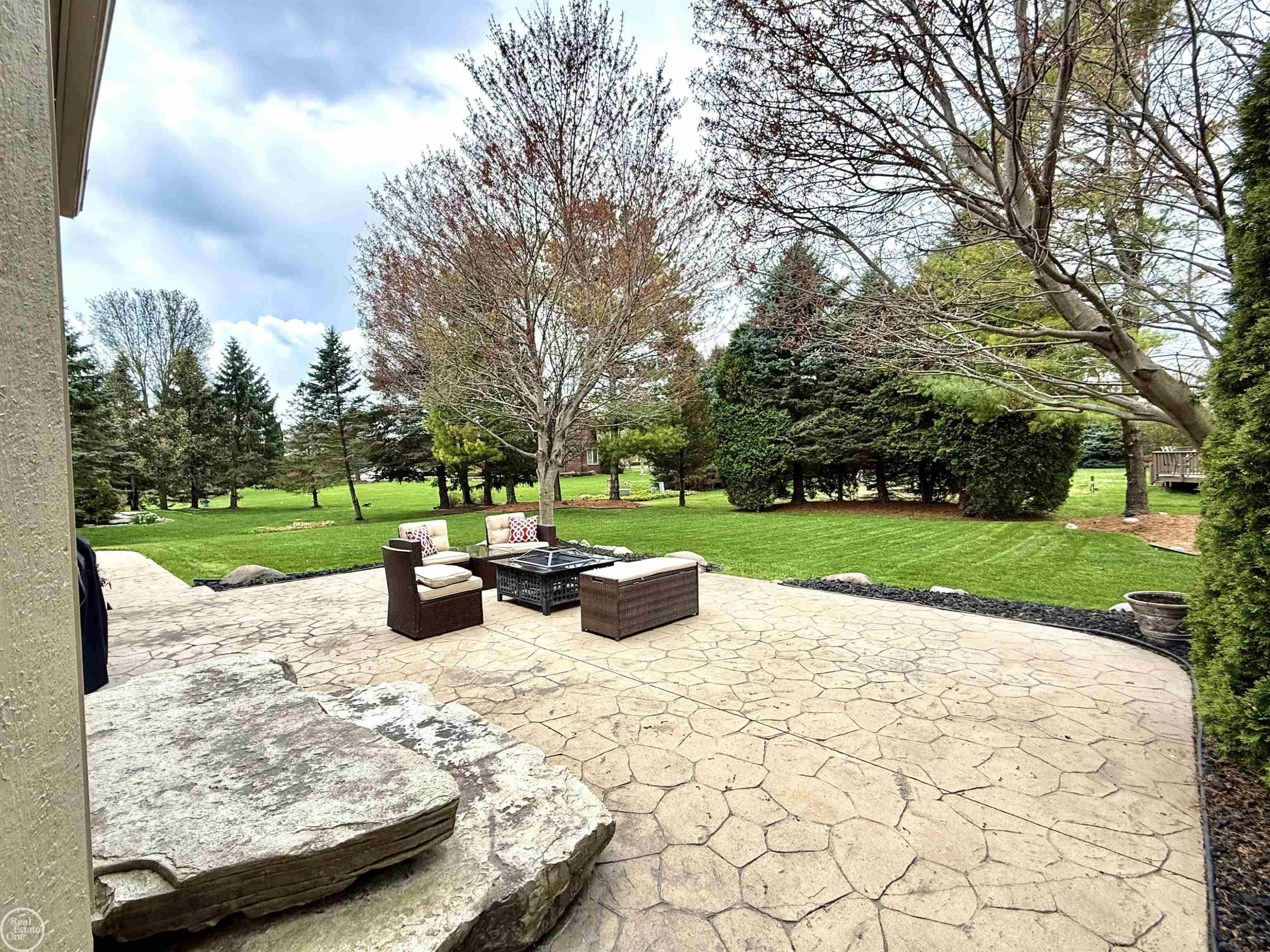 54959 Danielle Street, New Baltimore, MI 48047 — Photo 11