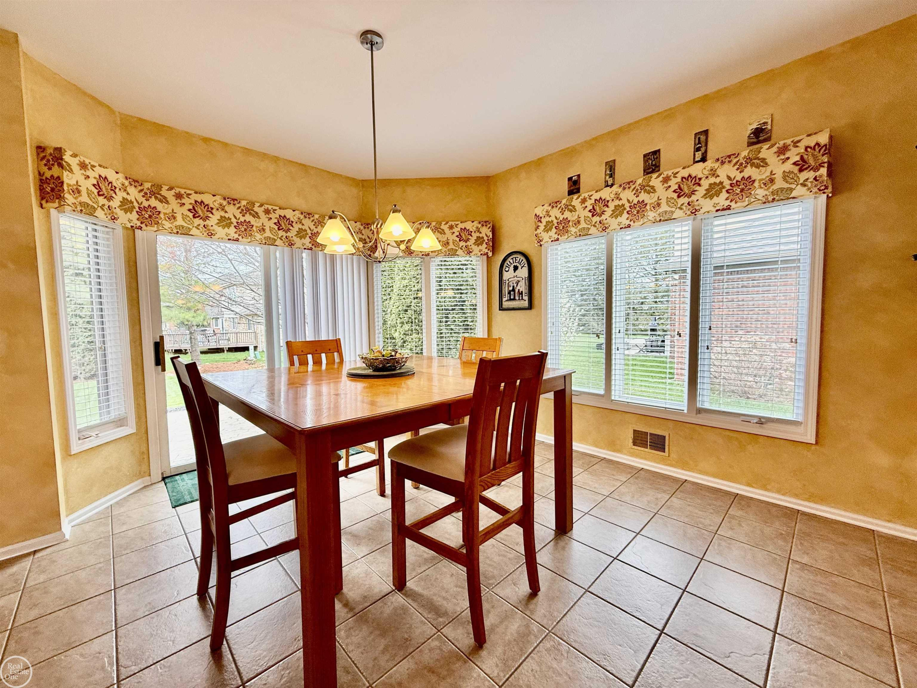 54959 Danielle Street, New Baltimore, MI 48047 — Photo 36