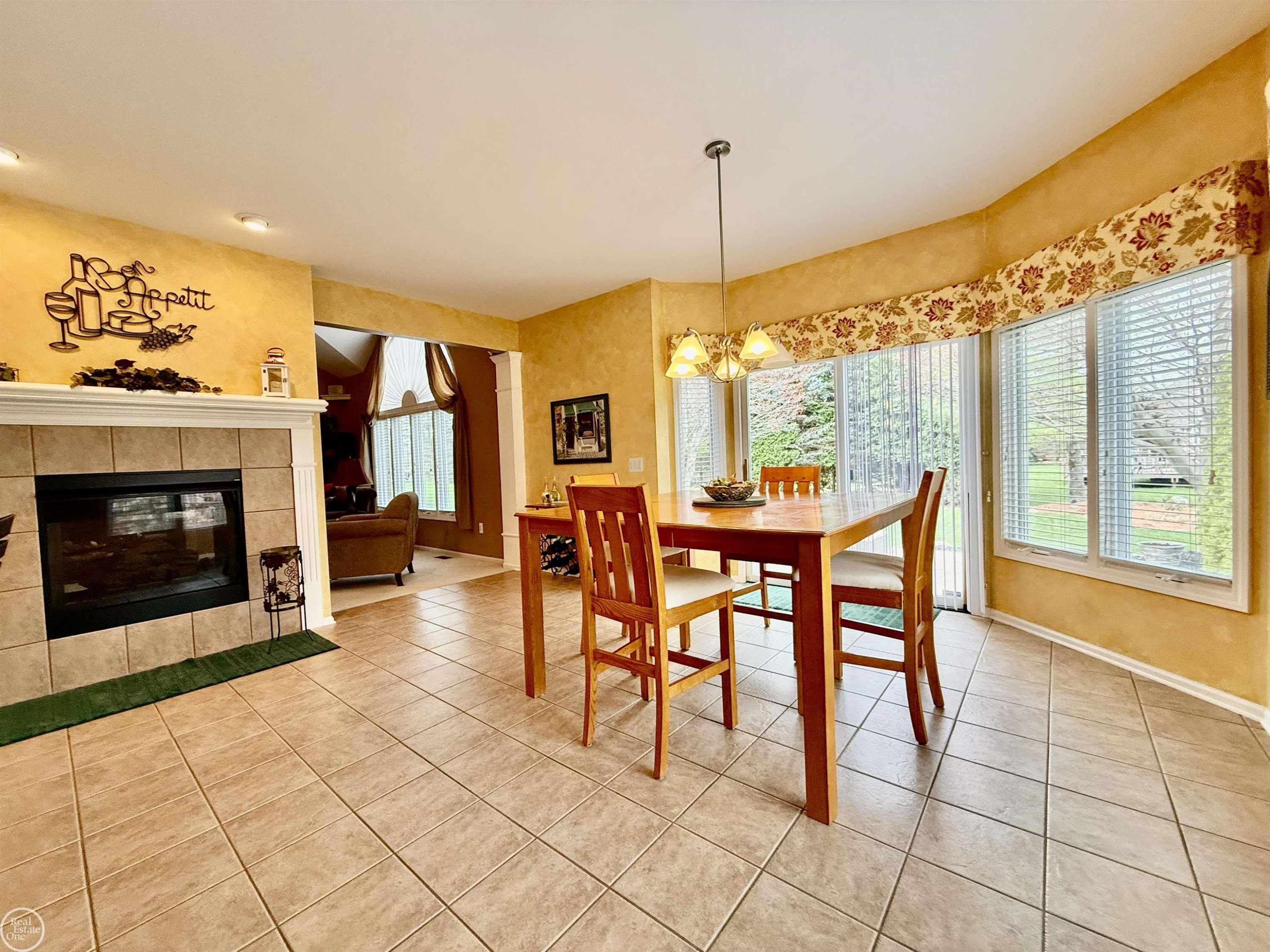 54959 Danielle Street, New Baltimore, MI 48047 — Photo 37