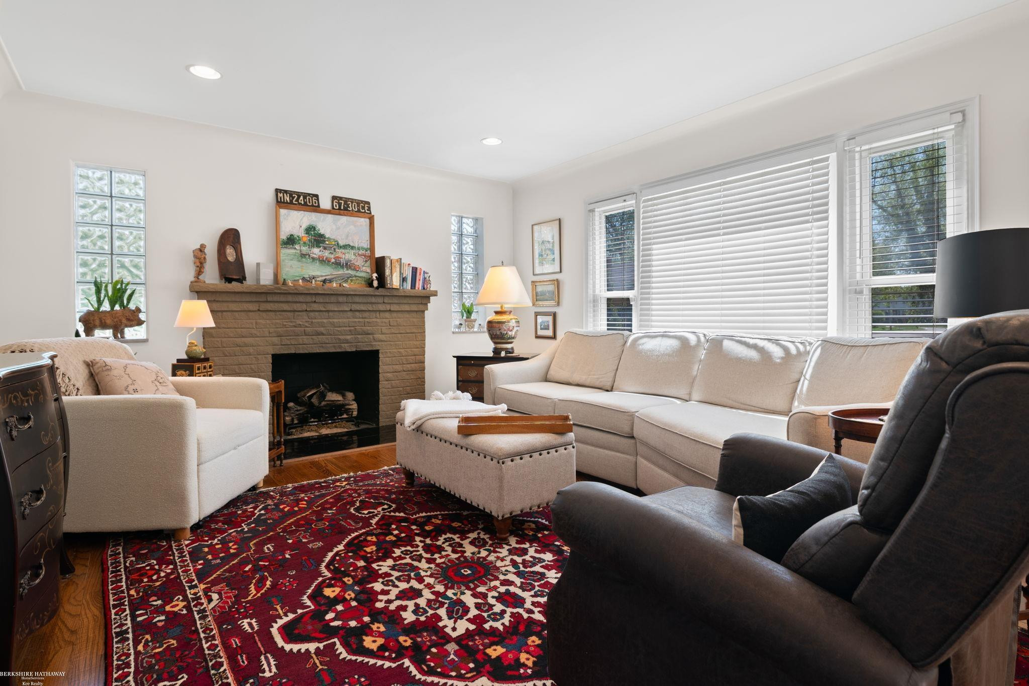 832 Loraine Street, Grosse Pointe, MI 48230 — Photo 2