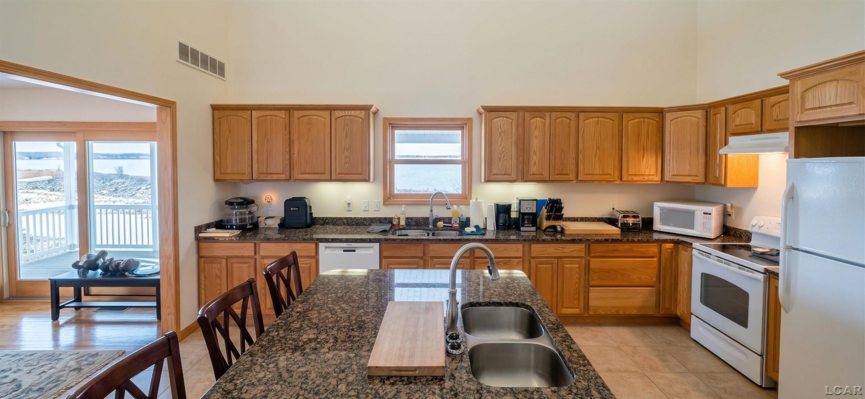 8916 Miller Road, Unionville, MI 48767 — Photo 9