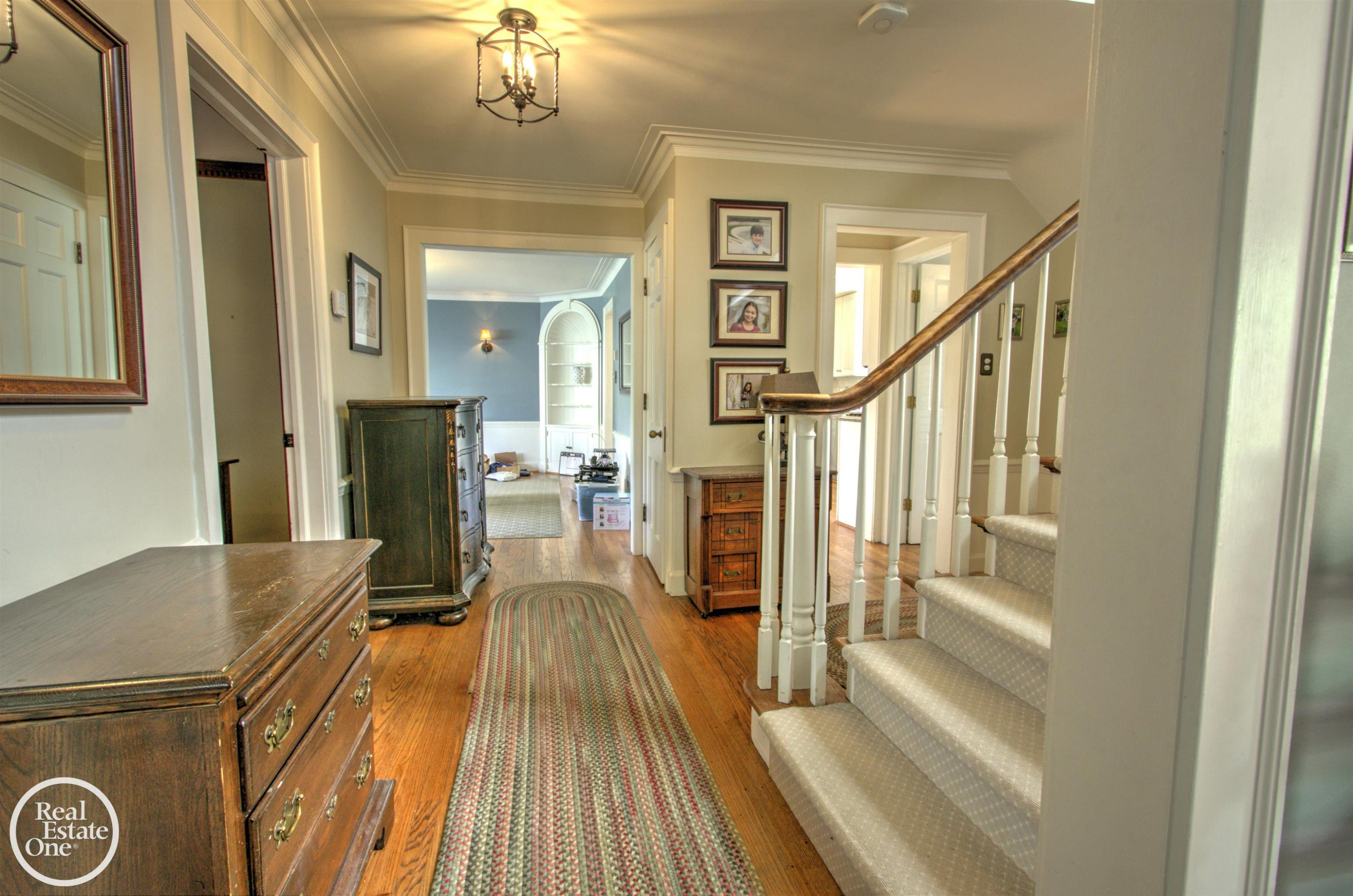 203 Ridge Road, Grosse Pointe Farms, MI 48236 — Photo 15