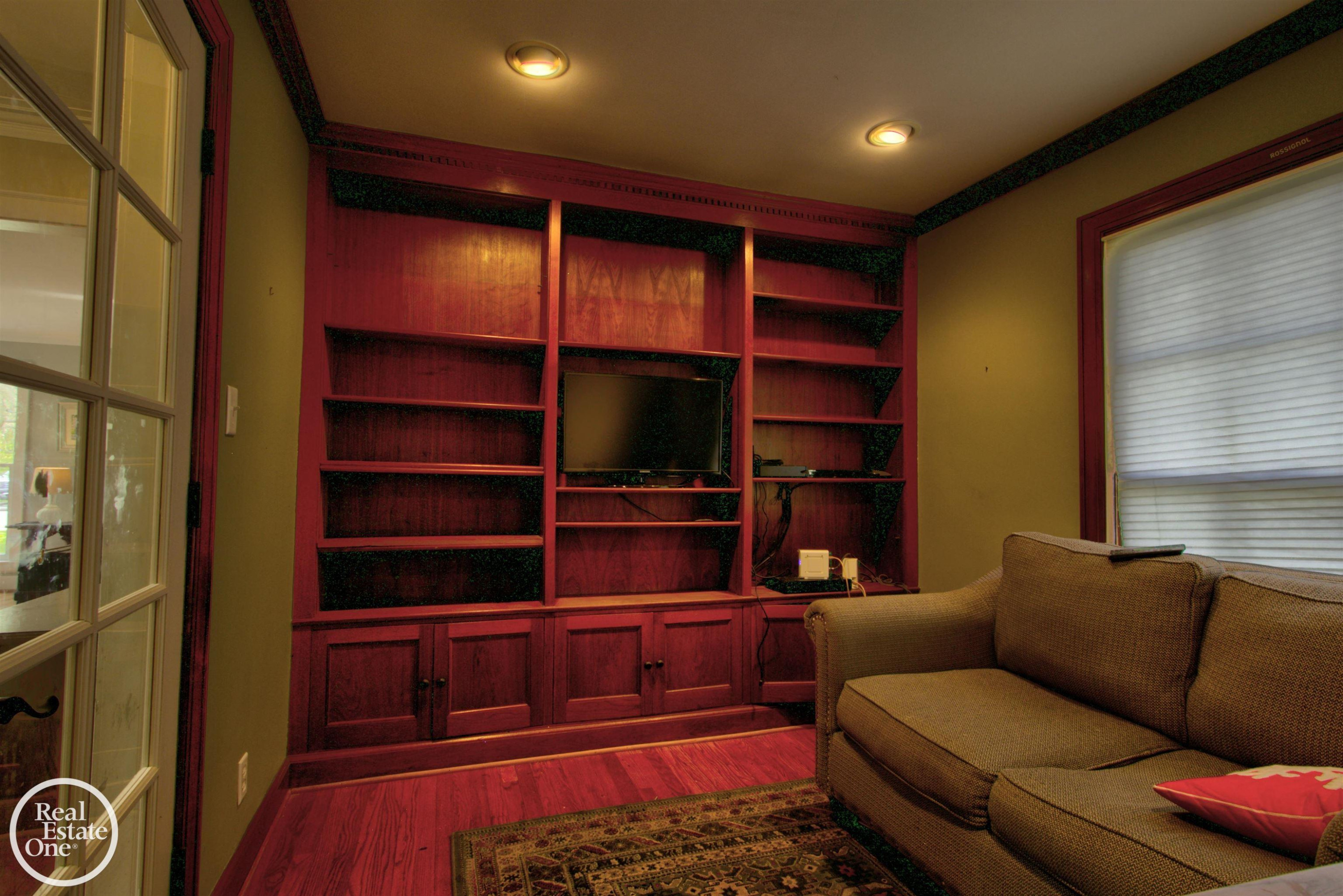 203 Ridge Road, Grosse Pointe Farms, MI 48236 — Photo 17
