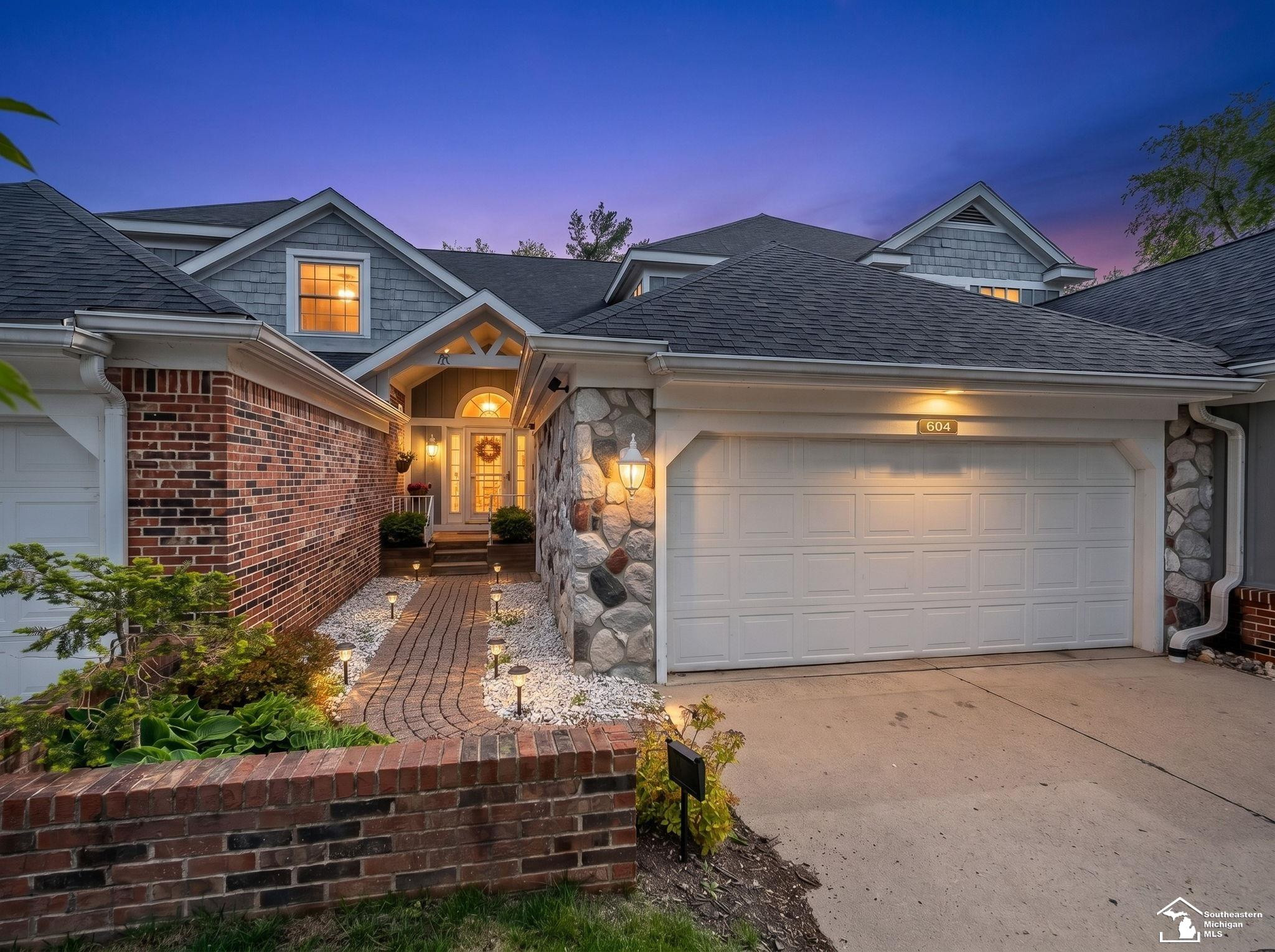 604 Meadowlands Court, Monroe, MI 48161 — Photo 2