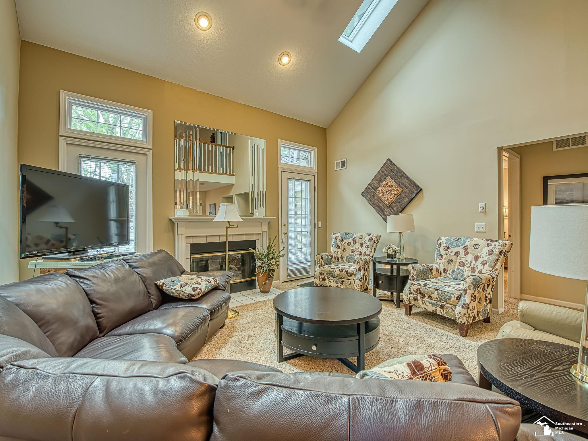 604 Meadowlands Court, Monroe, MI 48161 — Photo 8