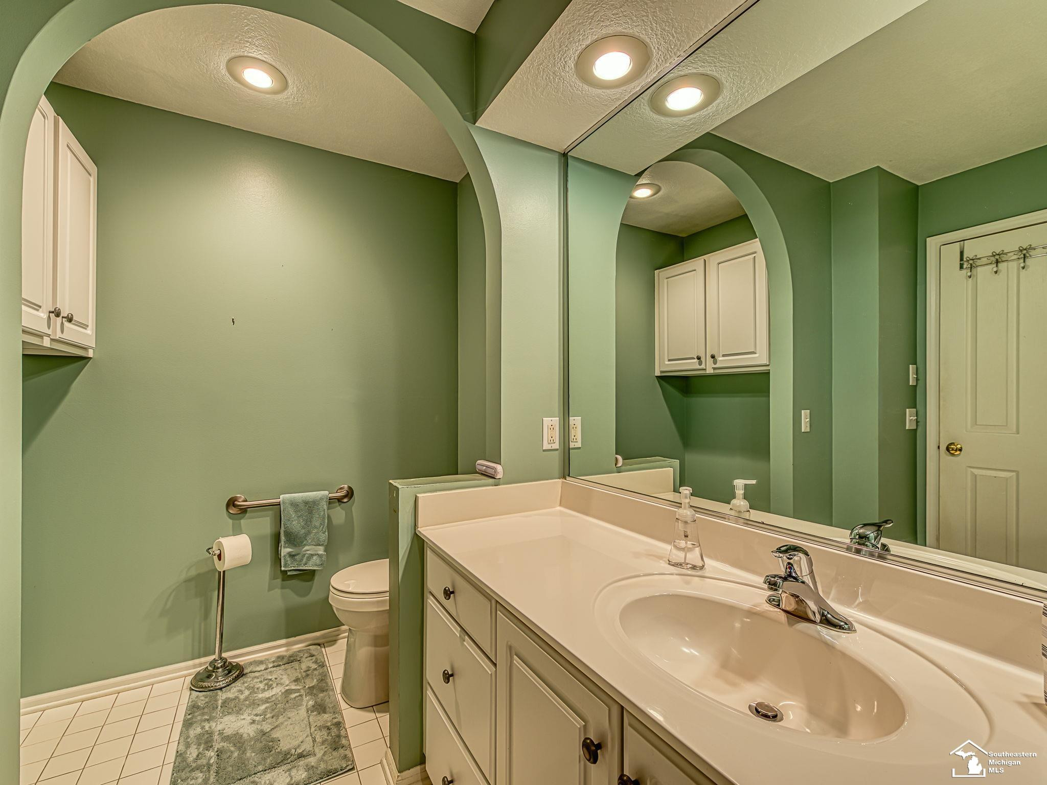 604 Meadowlands Court, Monroe, MI 48161 — Photo 18