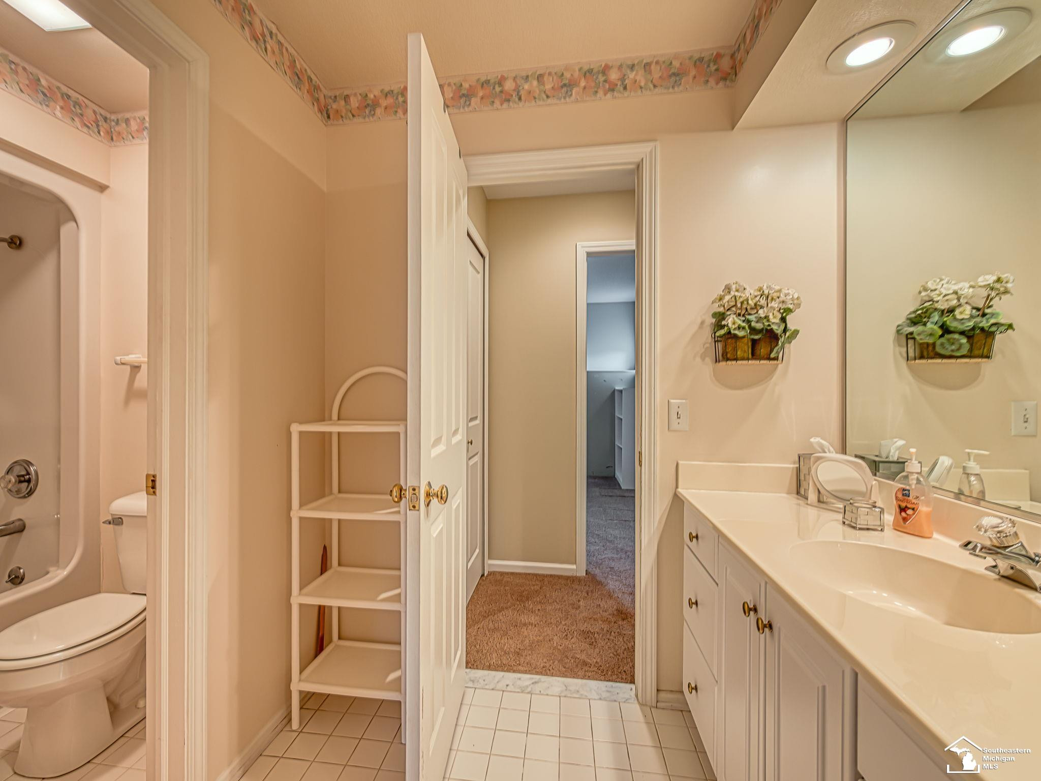 604 Meadowlands Court, Monroe, MI 48161 — Photo 28
