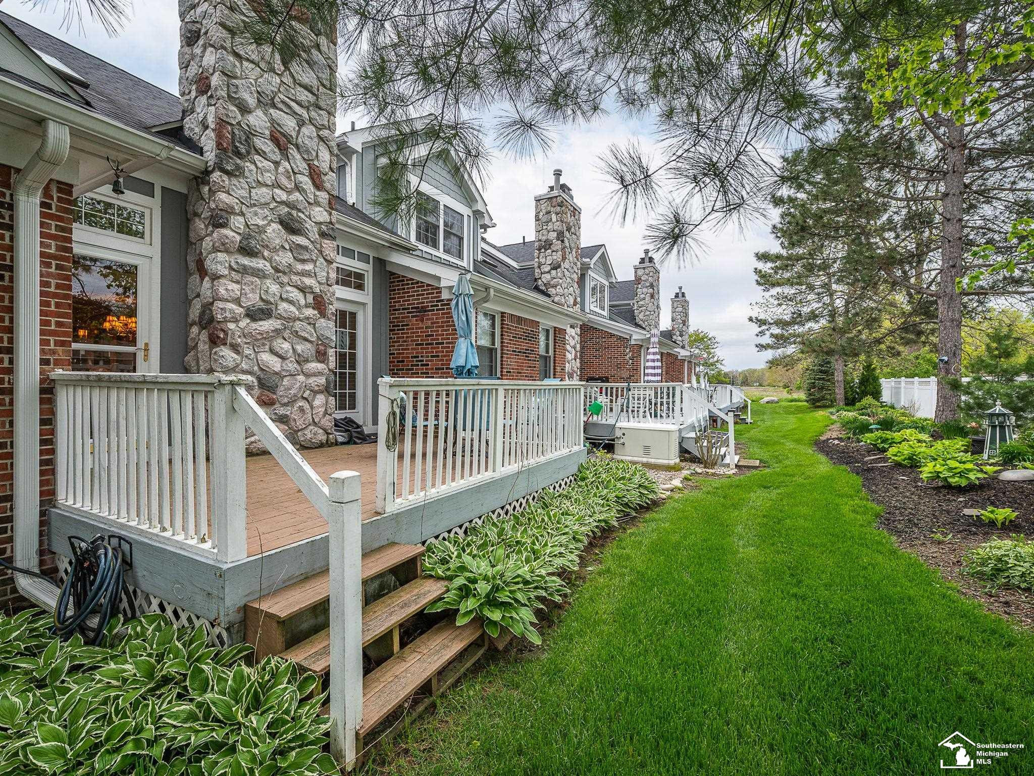 604 Meadowlands Court, Monroe, MI 48161 — Photo 42