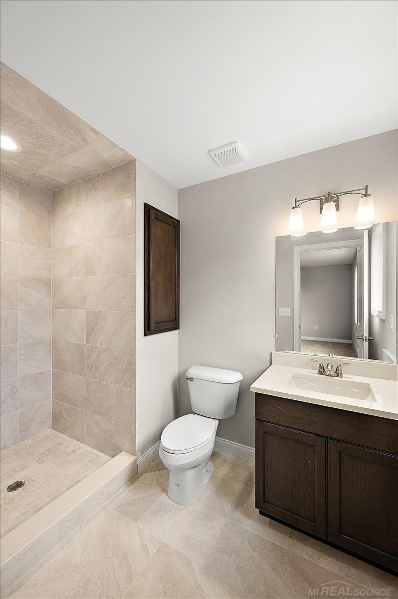 18764 Via Firenze Drive, Macomb, MI 48044 — Photo 44
