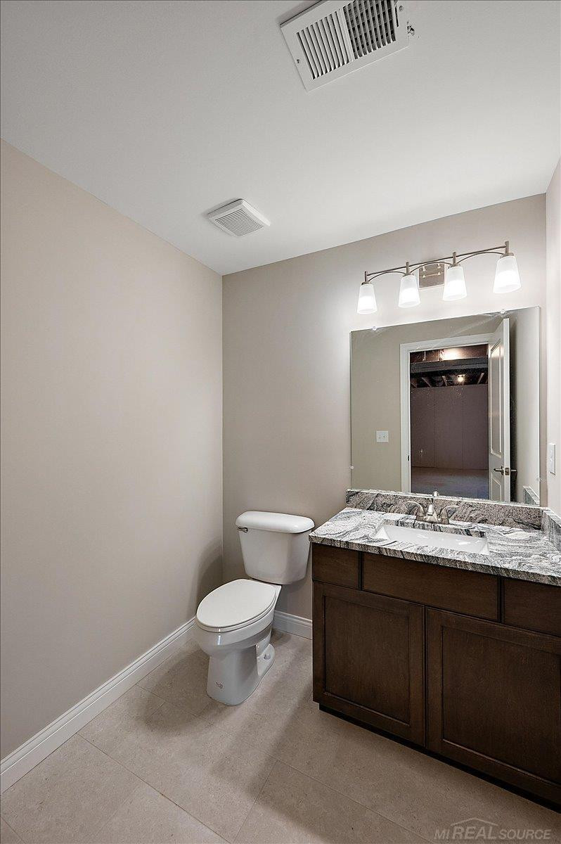 18764 Via Firenze Drive, Macomb, MI 48044 — Photo 49