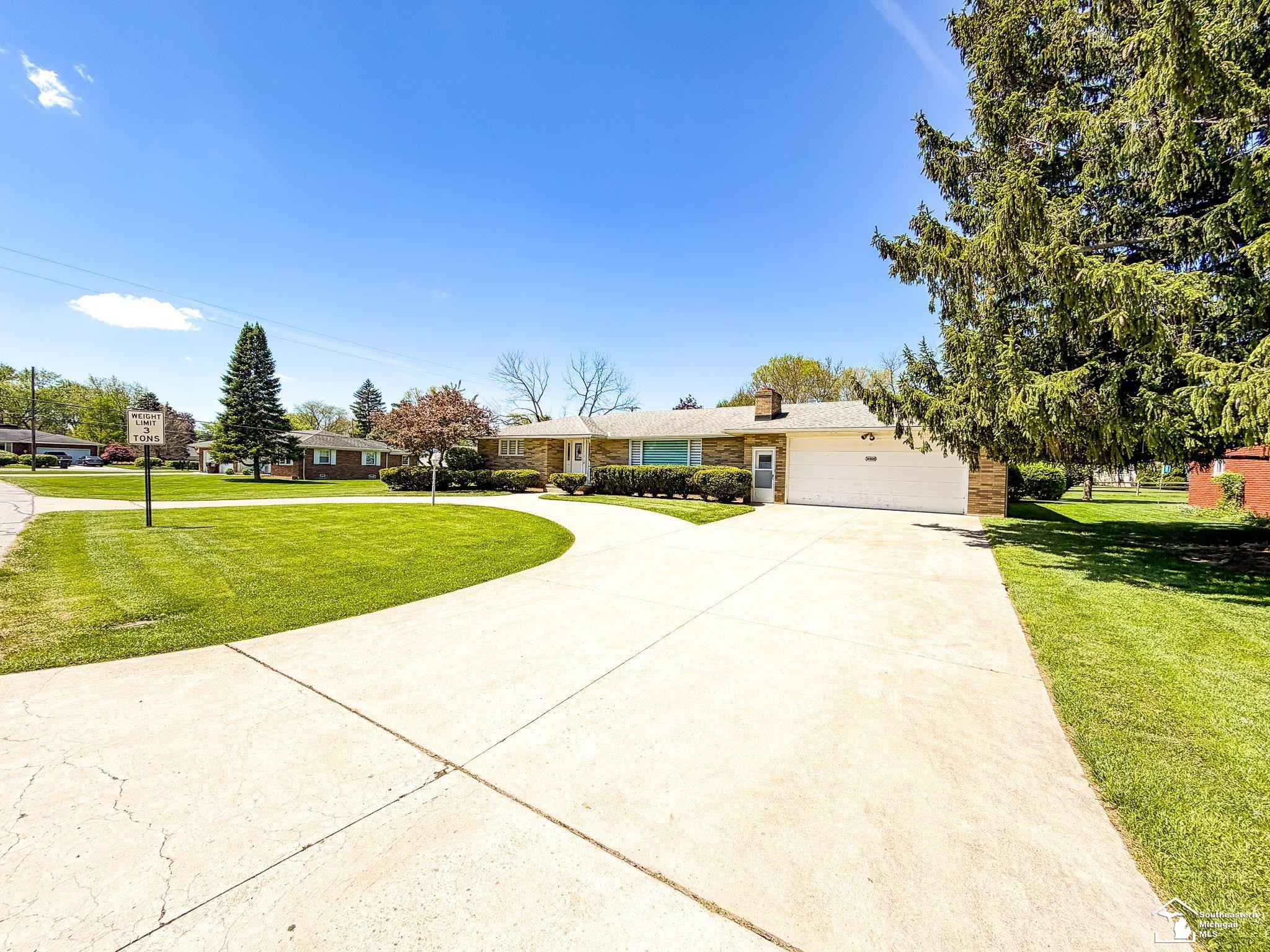 14929 Nobil Drive, Monroe, MI 48161 — Photo 3