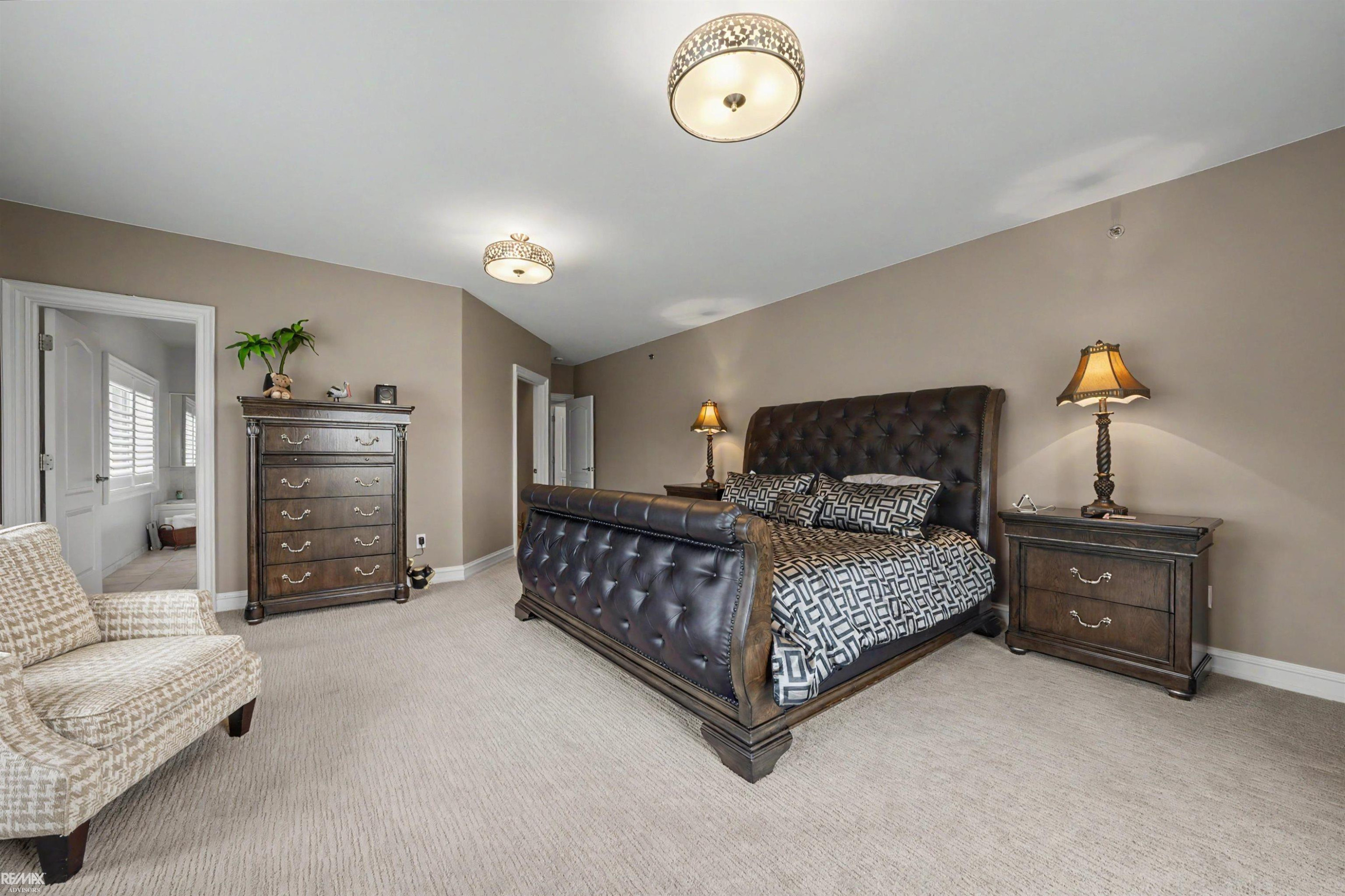 32172 N River Rd Road, 17, MI — Photo 31