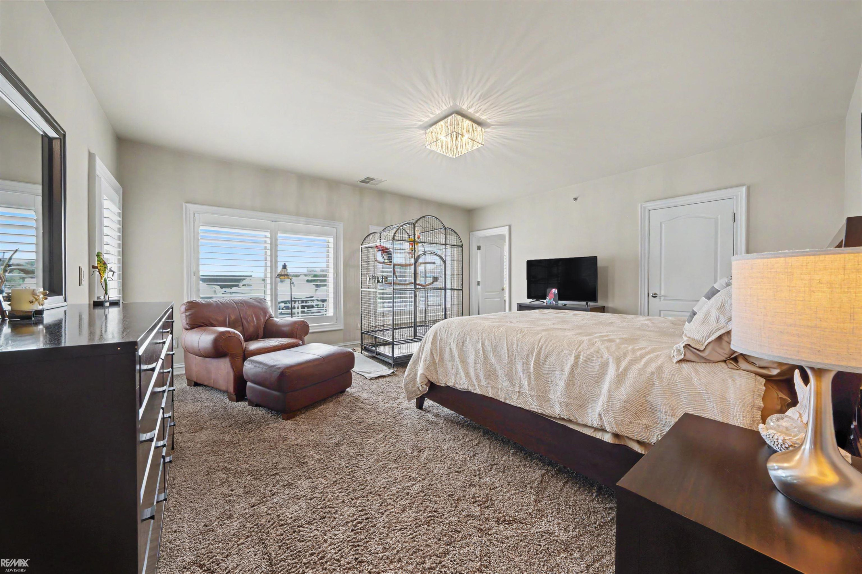 32172 N River Rd Road, 17, MI — Photo 39