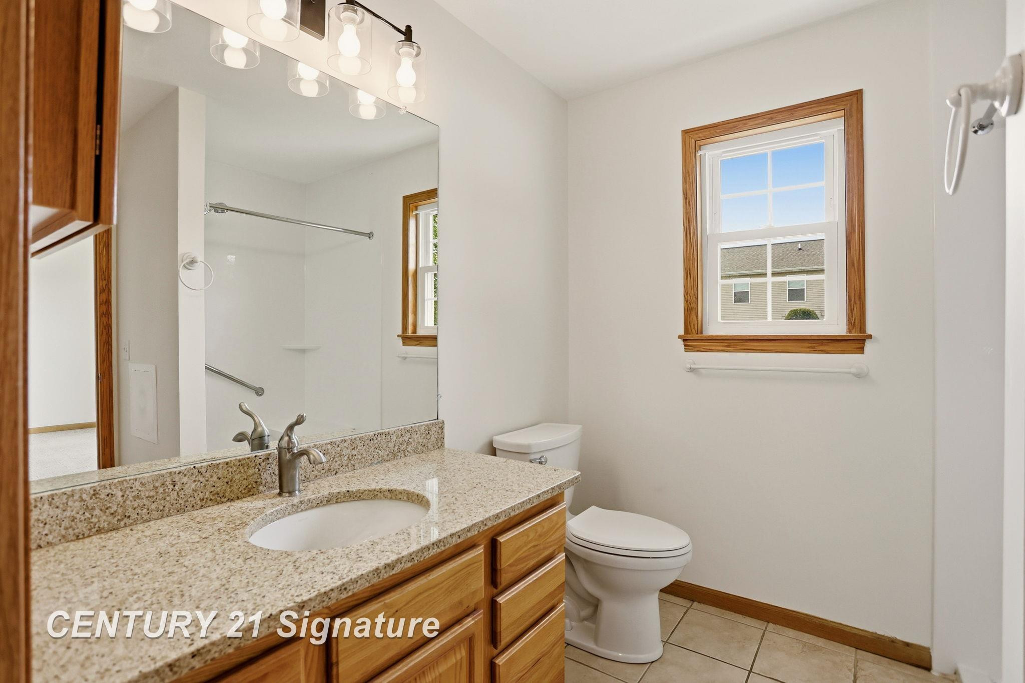 3183 Sundown Lane, Saginaw, MI 48603 — Photo 23