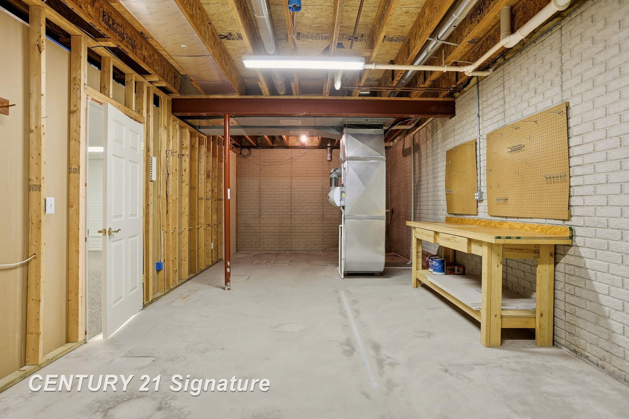 3183 Sundown Lane, Saginaw, MI 48603 — Photo 37