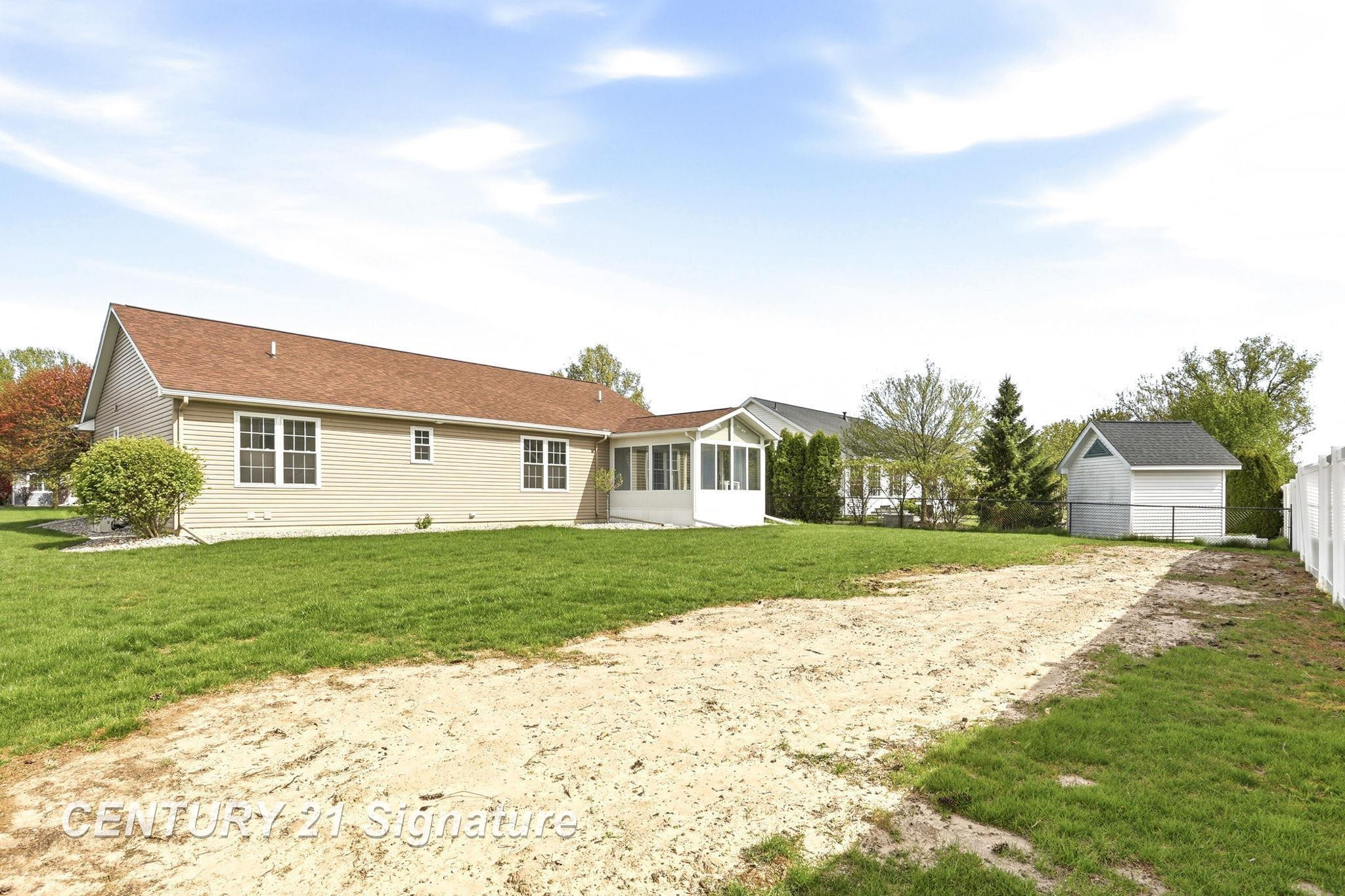 3183 Sundown Lane, Saginaw, MI 48603 — Photo 42