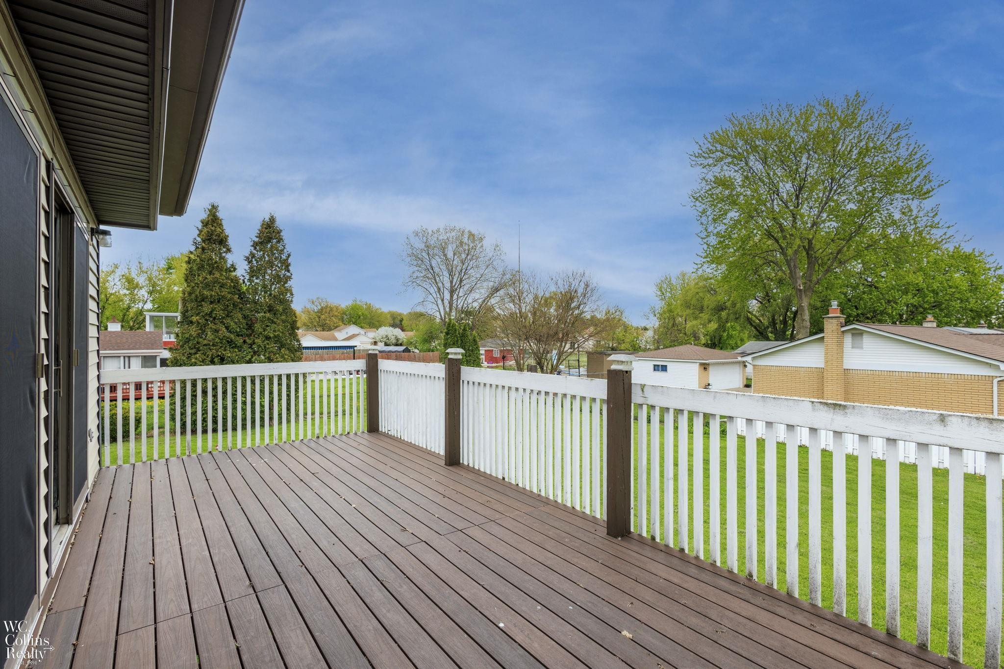 17346 Common Road, Roseville, MI 48066 — Photo 18